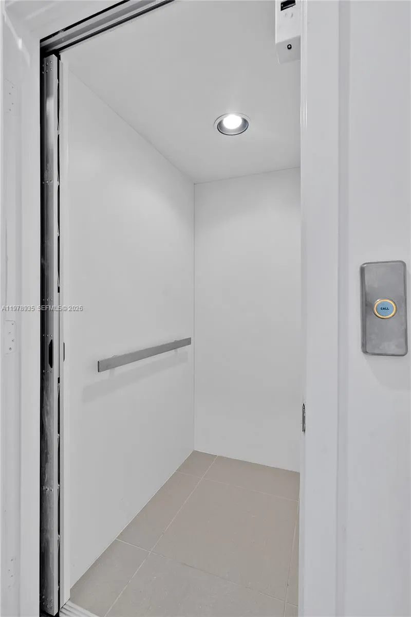 4703 Nw 84th Ct 4703, Doral, Florida 33166, Doral, Florida 33166, 3 Bedrooms Bedrooms, ,3 BathroomsBathrooms,Residential Lease,For Rent,4703 Nw 84th Ct 4703, Doral, Florida 33166,A11978935