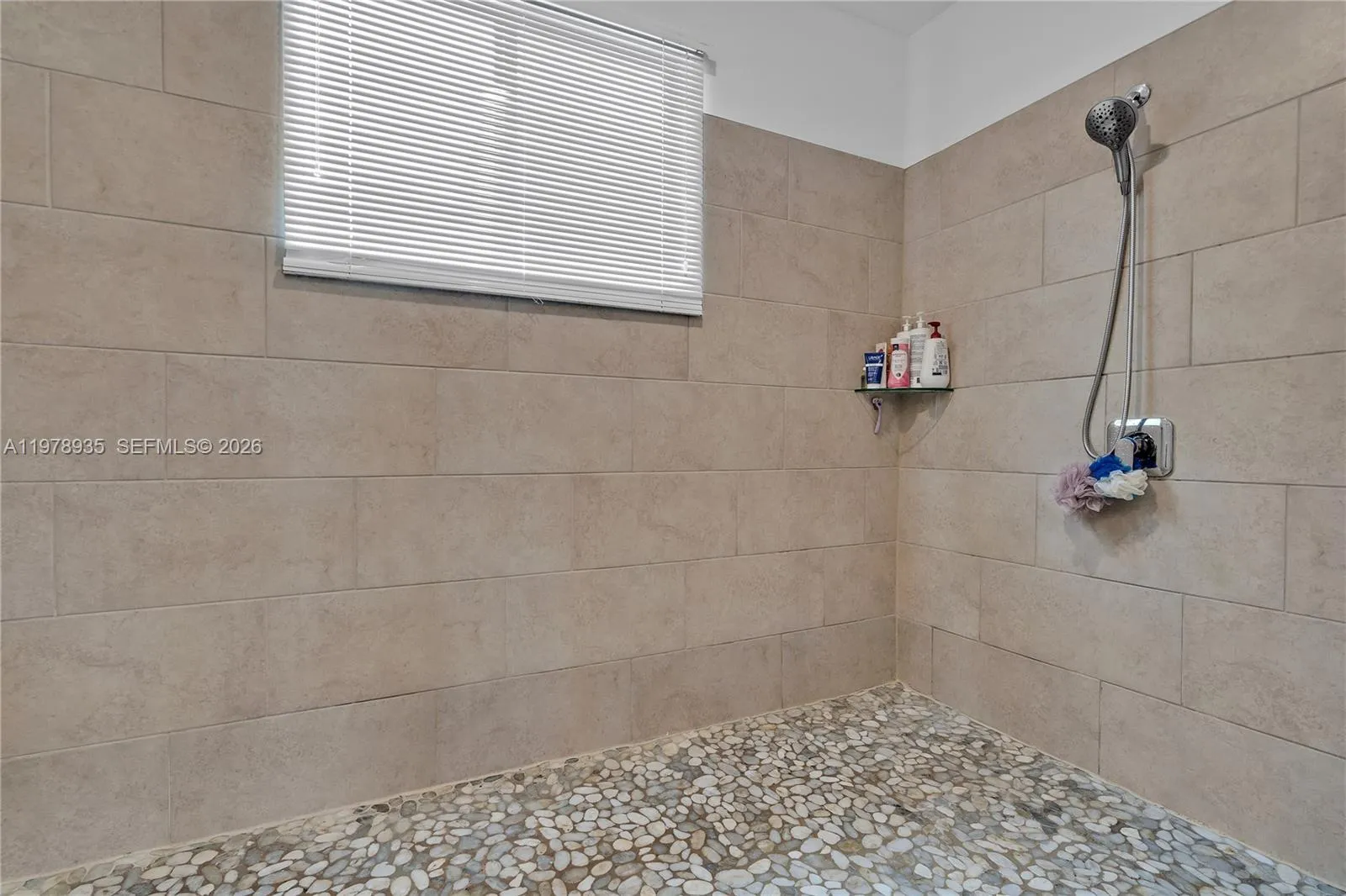 4703 Nw 84th Ct 4703, Doral, Florida 33166, Doral, Florida 33166, 3 Bedrooms Bedrooms, ,3 BathroomsBathrooms,Residential Lease,For Rent,4703 Nw 84th Ct 4703, Doral, Florida 33166,A11978935