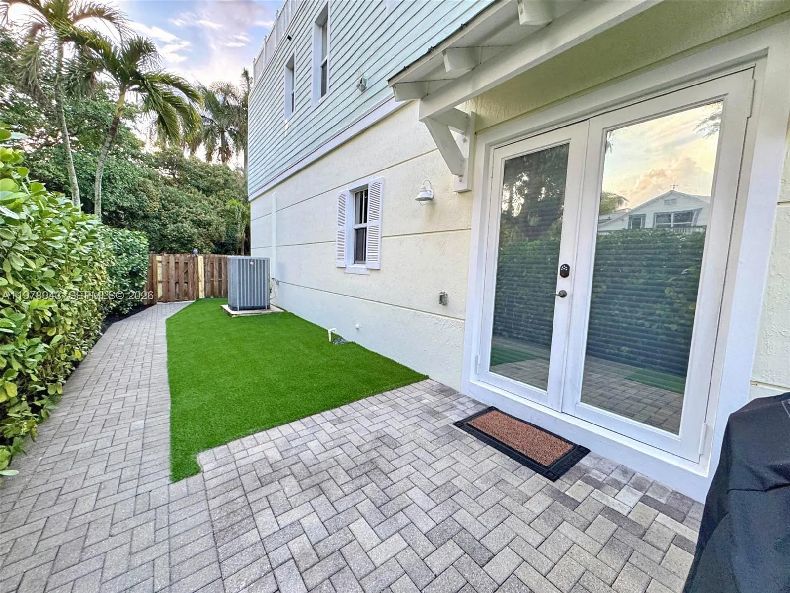 229 Sw 9th Ave, Fort Lauderdale, Florida 33312, Fort Lauderdale, Florida 33312, 3 Bedrooms Bedrooms, ,3 BathroomsBathrooms,Residential,For Sale,229 Sw 9th Ave, Fort Lauderdale, Florida 33312,A11978943