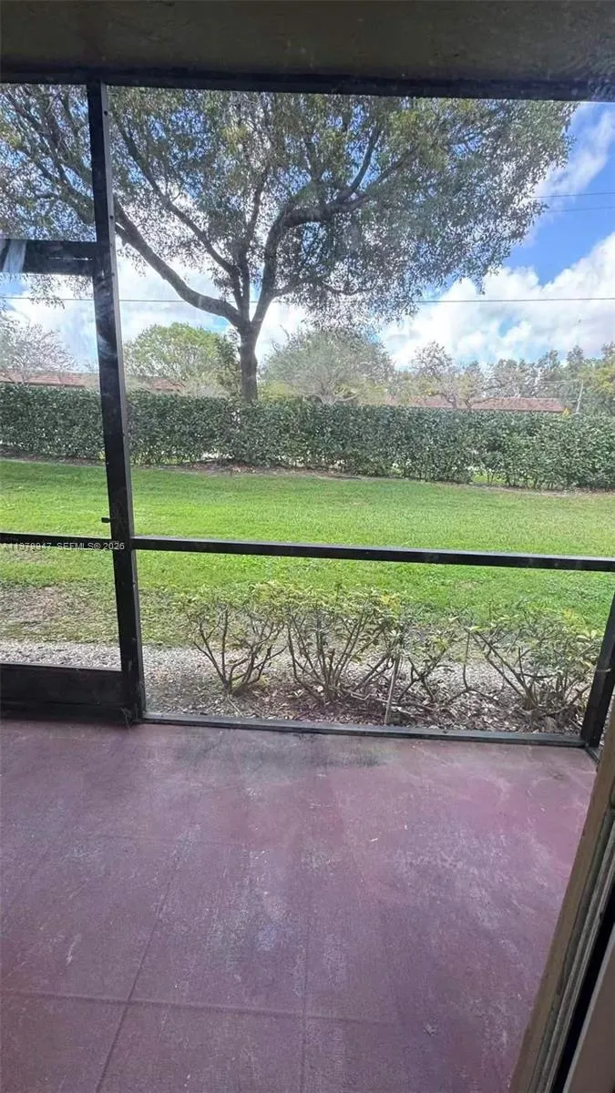 10349 Nw 8th St 106, Pembroke Pines, Florida 33026, Pembroke Pines, Florida 33026, 2 Bedrooms Bedrooms, ,2 BathroomsBathrooms,Residential Lease,For Rent,10349 Nw 8th St 106, Pembroke Pines, Florida 33026,A11978947