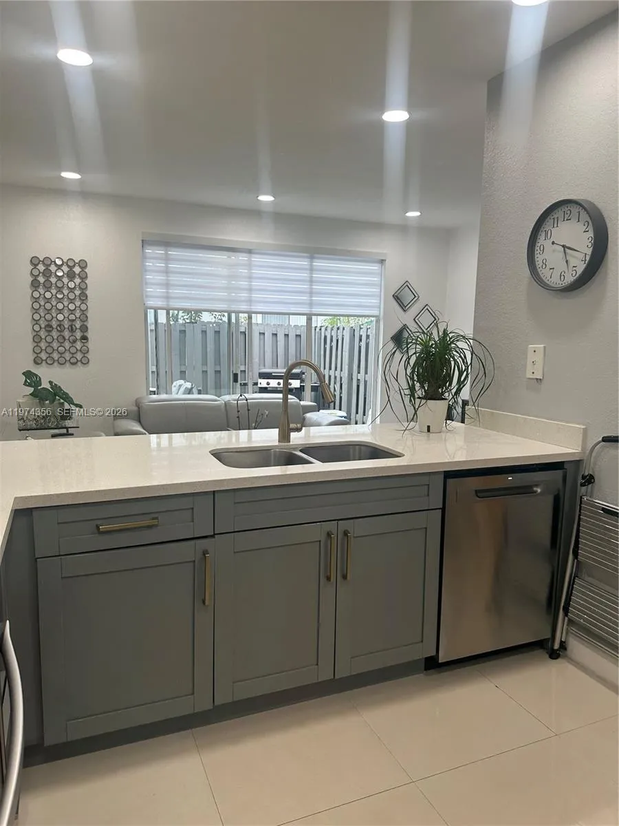 15775 Sw 41st St 68, Miramar, Florida 33027, Miramar, Florida 33027, 3 Bedrooms Bedrooms, ,2 BathroomsBathrooms,Residential,For Sale,15775 Sw 41st St 68, Miramar, Florida 33027,A11974356