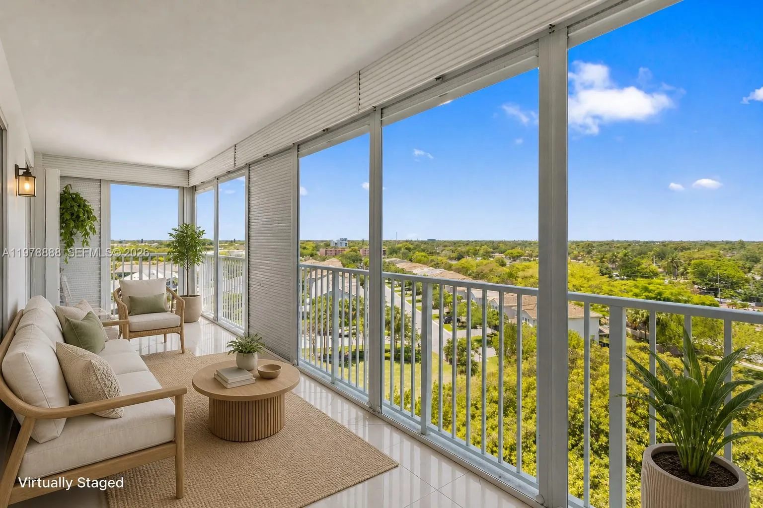 3850 Washington St 816, Hollywood, Florida 33021, Hollywood, Florida 33021, 2 Bedrooms Bedrooms, ,2 BathroomsBathrooms,Residential,For Sale,3850 Washington St 816, Hollywood, Florida 33021,A11978888