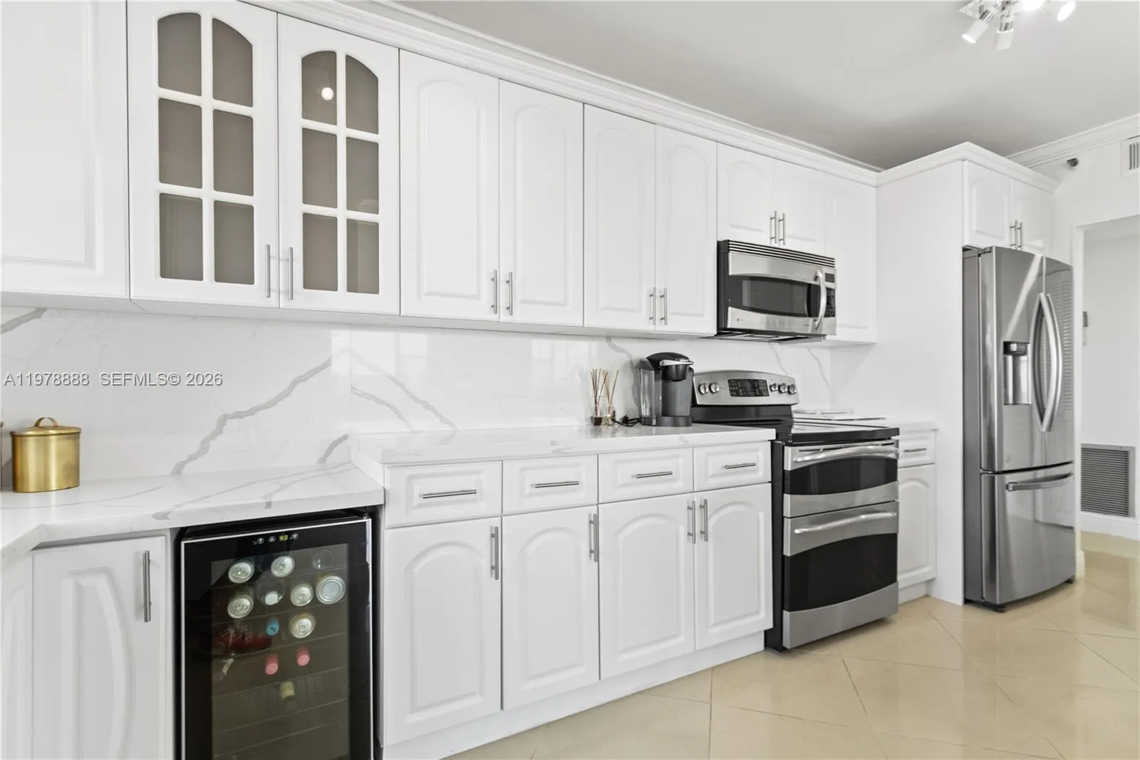 3850 Washington St 816, Hollywood, Florida 33021, Hollywood, Florida 33021, 2 Bedrooms Bedrooms, ,2 BathroomsBathrooms,Residential,For Sale,3850 Washington St 816, Hollywood, Florida 33021,A11978888