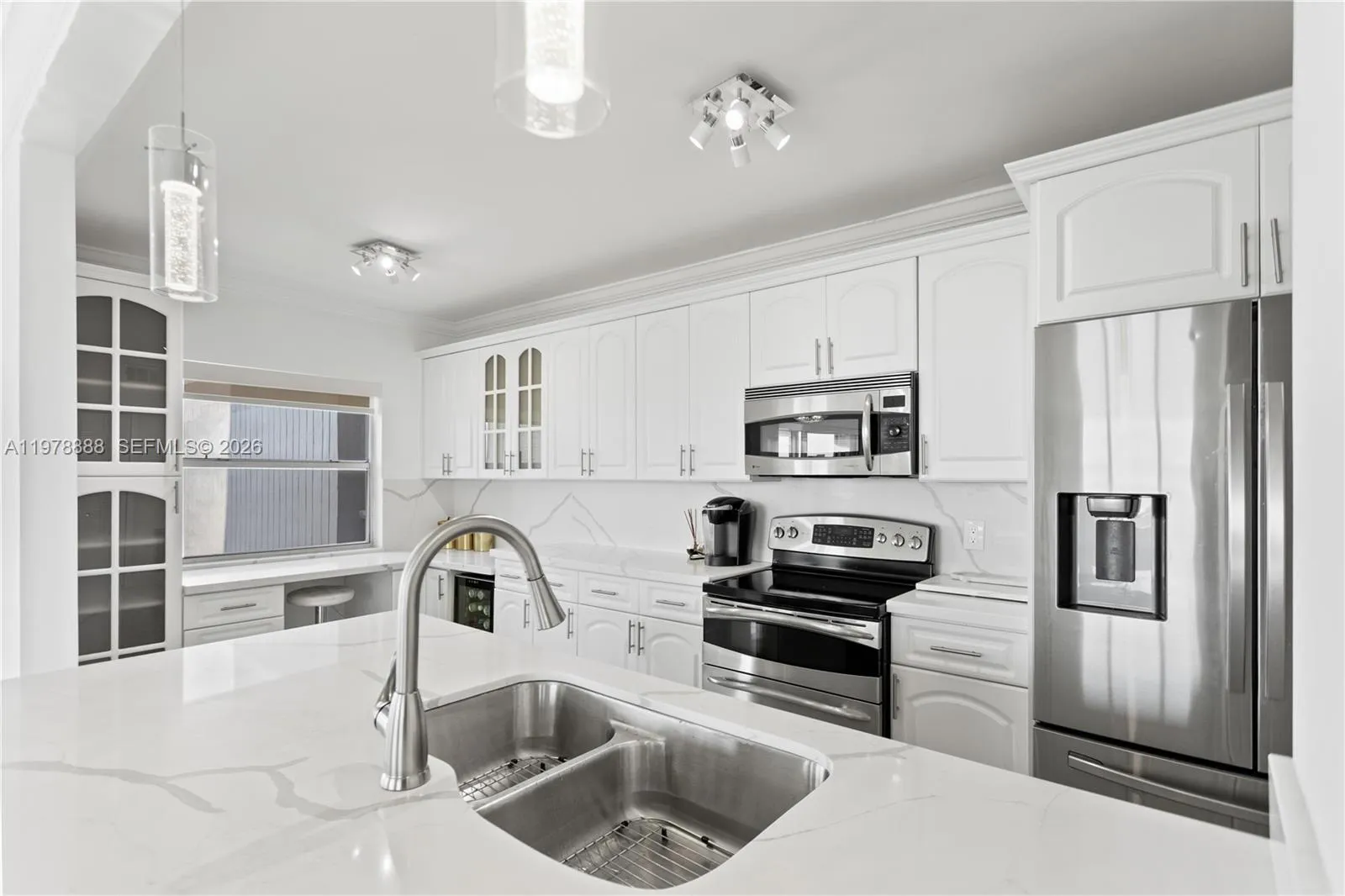 3850 Washington St 816, Hollywood, Florida 33021, Hollywood, Florida 33021, 2 Bedrooms Bedrooms, ,2 BathroomsBathrooms,Residential,For Sale,3850 Washington St 816, Hollywood, Florida 33021,A11978888