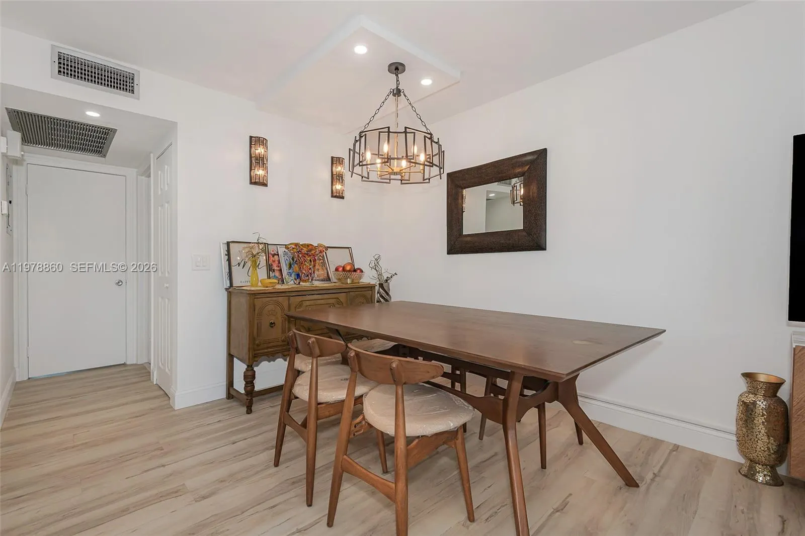 300 Sw 134th Way 212e, Pembroke Pines, Florida 330, Pembroke Pines, Florida 33027, 1 Bedroom Bedrooms, ,1 BathroomBathrooms,Residential,For Sale,300 Sw 134th Way 212e, Pembroke Pines, Florida 330,A11978860