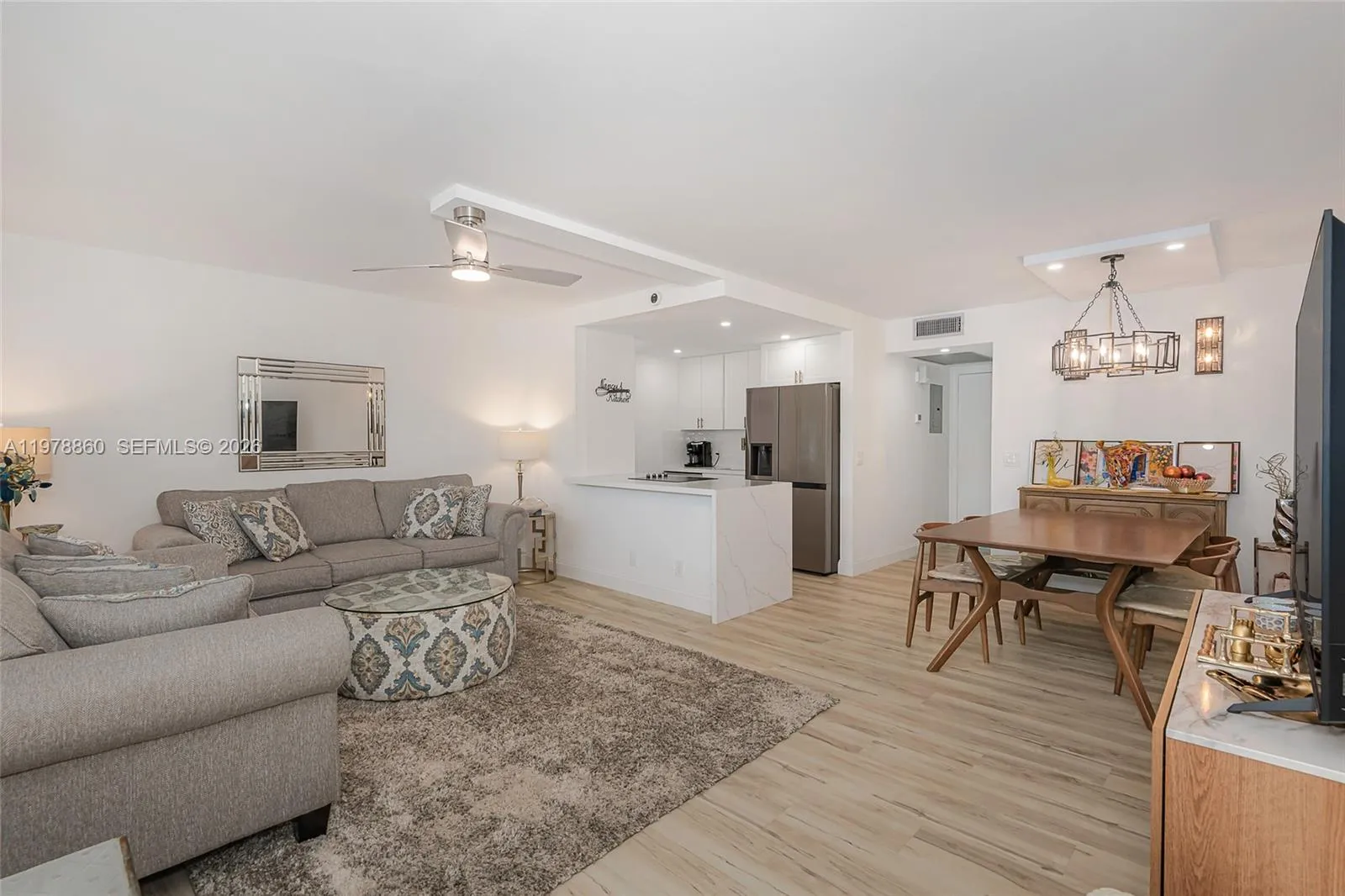 300 Sw 134th Way 212e, Pembroke Pines, Florida 330, Pembroke Pines, Florida 33027, 1 Bedroom Bedrooms, ,1 BathroomBathrooms,Residential,For Sale,300 Sw 134th Way 212e, Pembroke Pines, Florida 330,A11978860