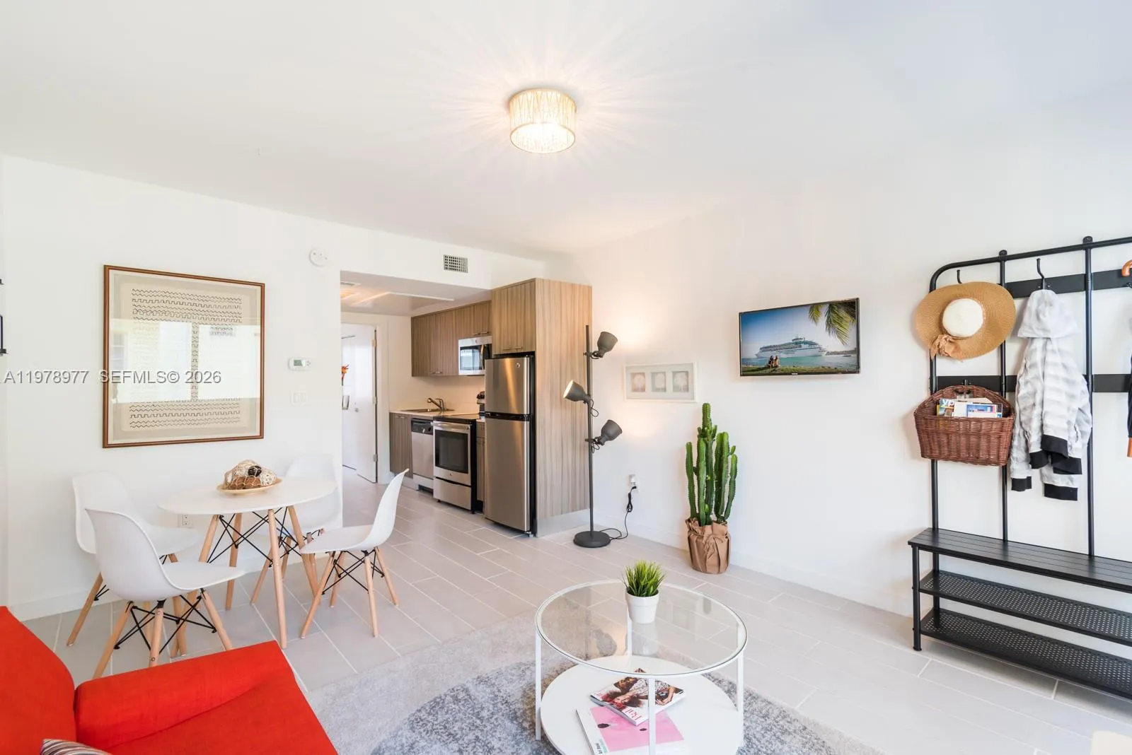740 Meridian Ave 23, Miami Beach, Florida 33139, Miami Beach, Florida 33139, 1 Bedroom Bedrooms, ,1 BathroomBathrooms,Residential Lease,For Rent,740 Meridian Ave 23, Miami Beach, Florida 33139,A11978977