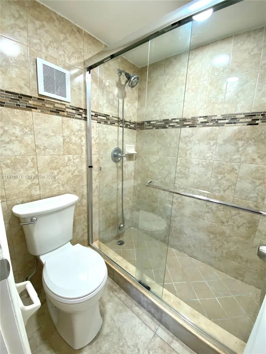 10090 Nw 80th Ct 1553, Hialeah Gardens, Florida 33, Hialeah Gardens, Florida 33016, 3 Bedrooms Bedrooms, ,2 BathroomsBathrooms,Residential,For Sale,10090 Nw 80th Ct 1553, Hialeah Gardens, Florida 33,A11978871