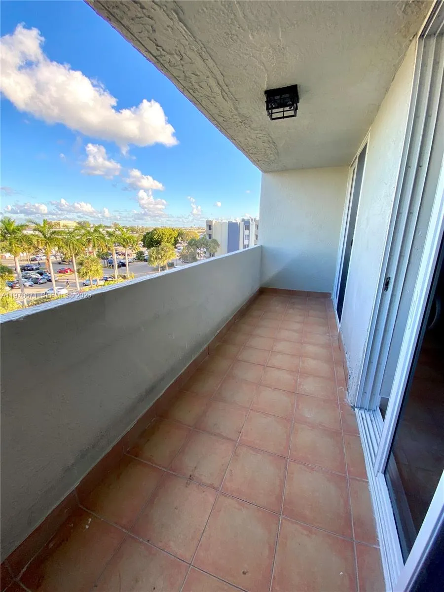 10090 Nw 80th Ct 1553, Hialeah Gardens, Florida 33, Hialeah Gardens, Florida 33016, 3 Bedrooms Bedrooms, ,2 BathroomsBathrooms,Residential,For Sale,10090 Nw 80th Ct 1553, Hialeah Gardens, Florida 33,A11978871