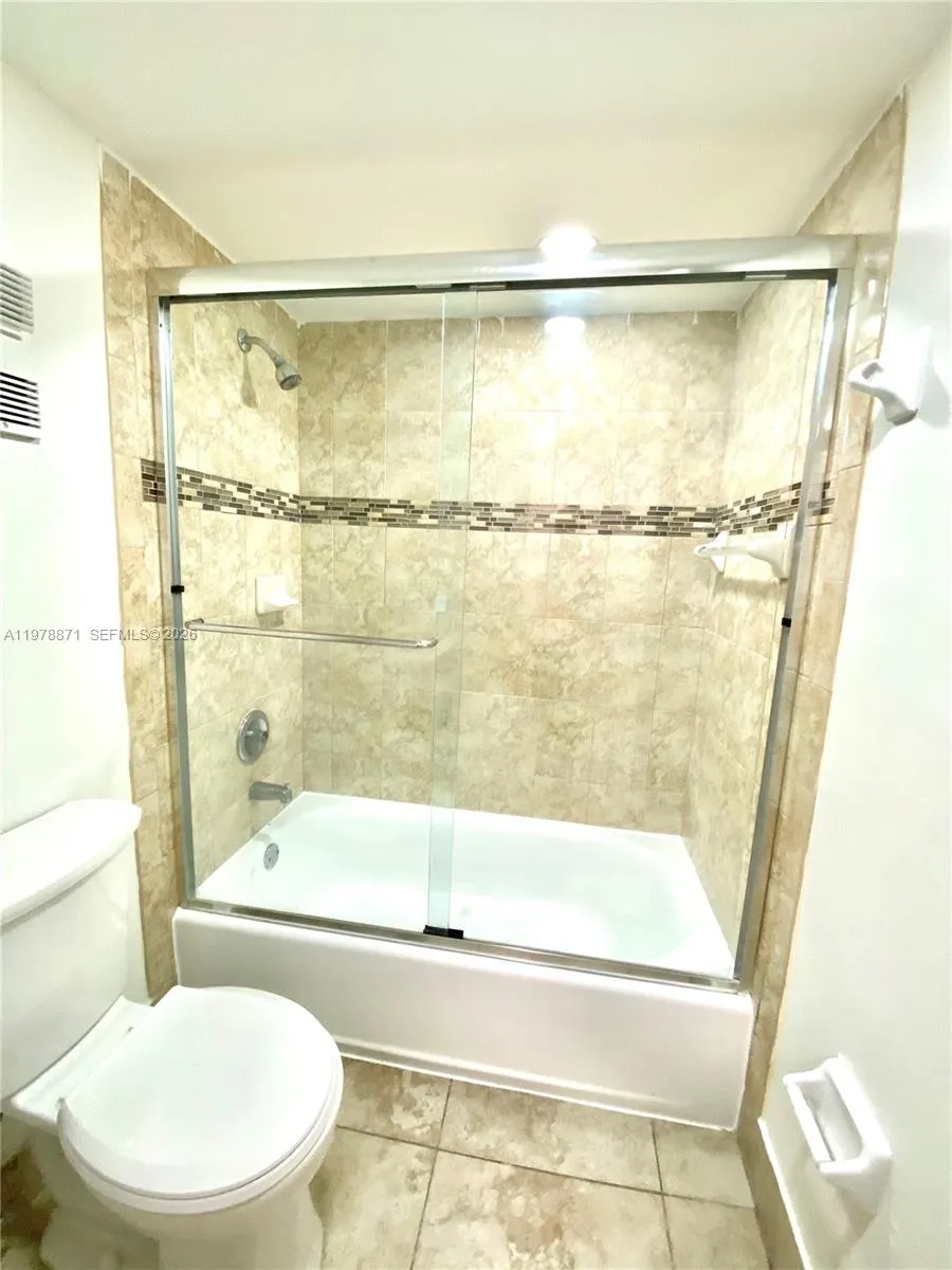 10090 Nw 80th Ct 1553, Hialeah Gardens, Florida 33, Hialeah Gardens, Florida 33016, 3 Bedrooms Bedrooms, ,2 BathroomsBathrooms,Residential,For Sale,10090 Nw 80th Ct 1553, Hialeah Gardens, Florida 33,A11978871