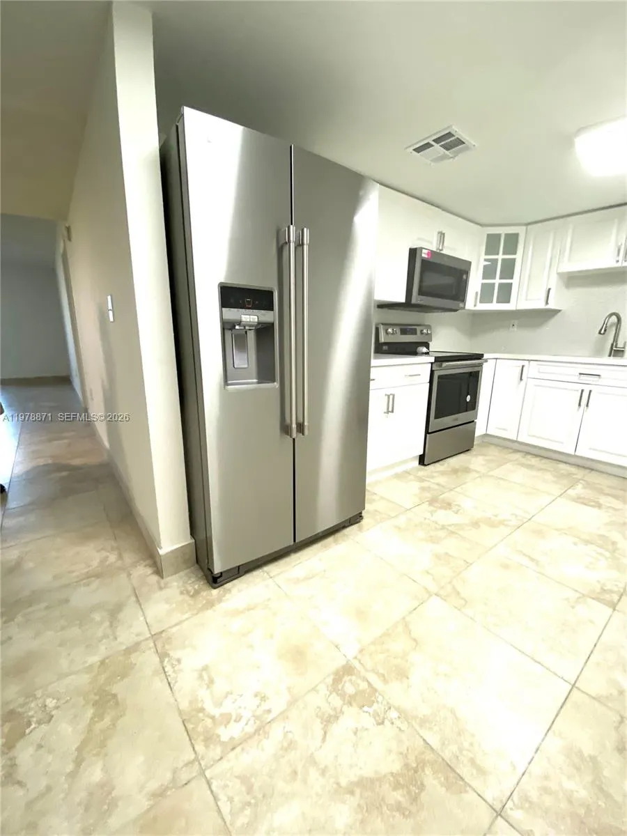 10090 Nw 80th Ct 1553, Hialeah Gardens, Florida 33, Hialeah Gardens, Florida 33016, 3 Bedrooms Bedrooms, ,2 BathroomsBathrooms,Residential,For Sale,10090 Nw 80th Ct 1553, Hialeah Gardens, Florida 33,A11978871