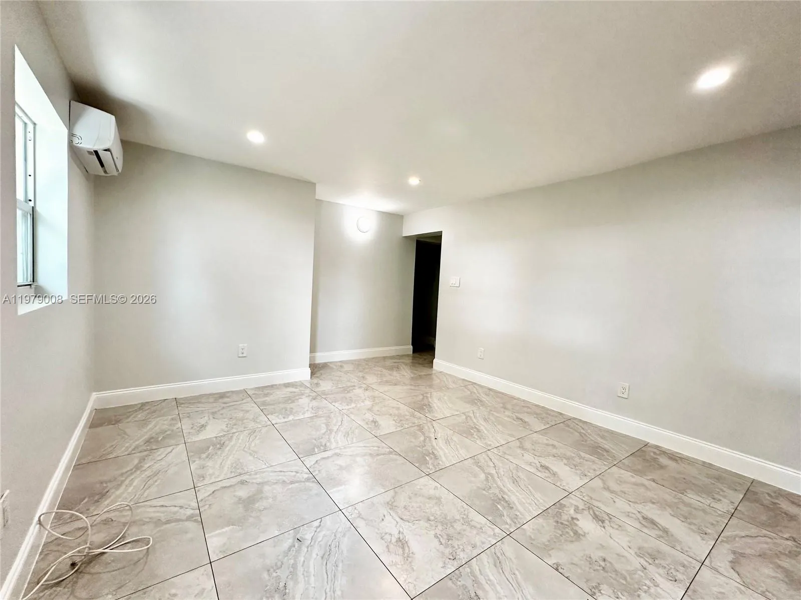 1279 Ne 40th Pl 3, Oakland Park, Florida 33334, Oakland Park, Florida 33334, 1 Bedroom Bedrooms, ,1 BathroomBathrooms,Residential Lease,For Rent,1279 Ne 40th Pl 3, Oakland Park, Florida 33334,A11979008