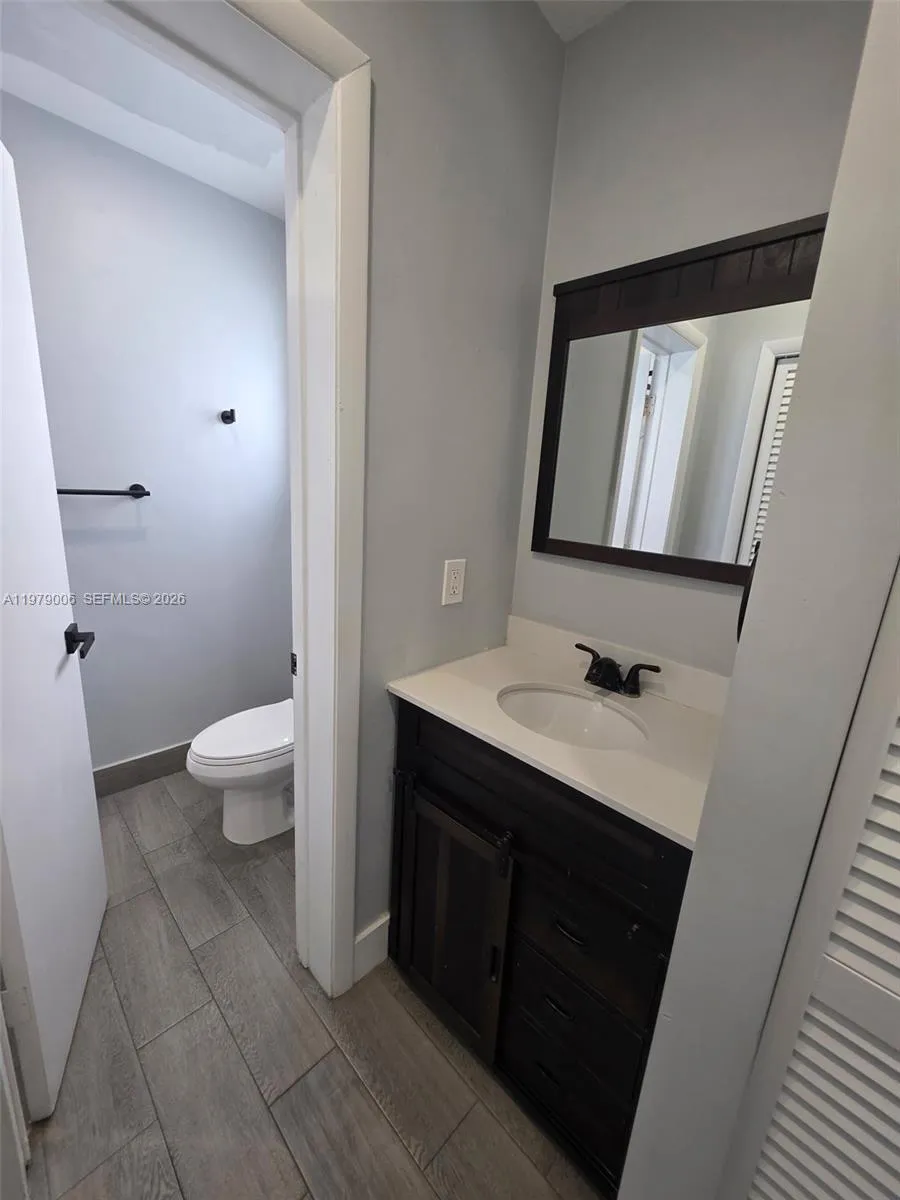 9321 Sw 26th St 1, Miami, Florida 33165, Miami, Florida 33165, 1 Bedroom Bedrooms, ,1 BathroomBathrooms,Residential Lease,For Rent,9321 Sw 26th St 1, Miami, Florida 33165,A11979006