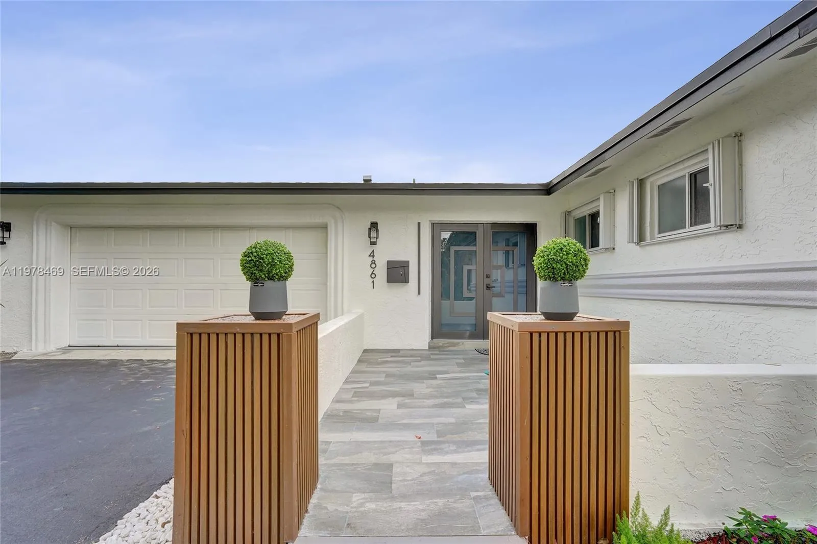 4861 Nw 5th St, Plantation, Florida 33317, Plantation, Florida 33317, 4 Bedrooms Bedrooms, ,2 BathroomsBathrooms,Residential,For Sale,4861 Nw 5th St, Plantation, Florida 33317,A11978469