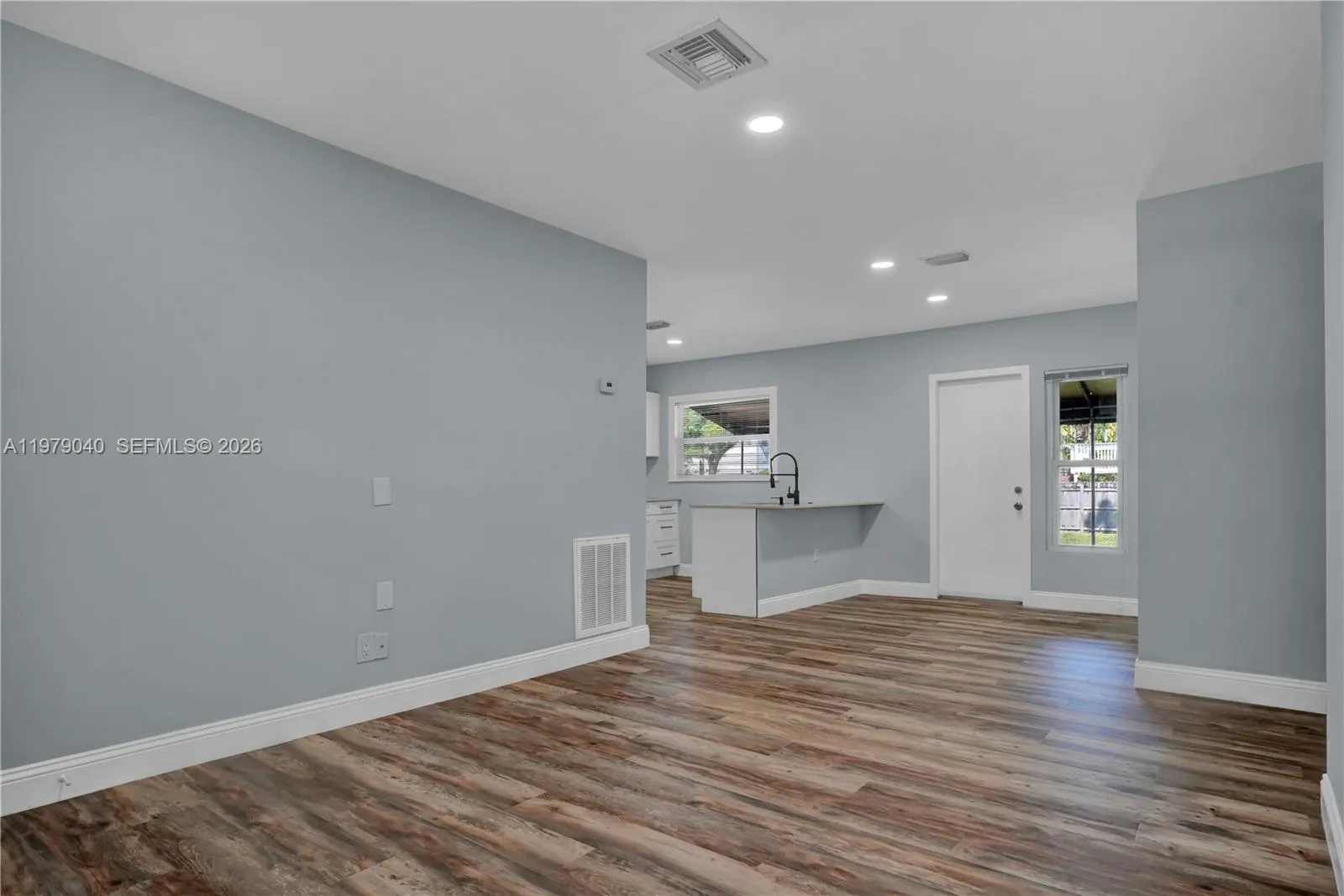 607 Sw 9th St, Fort Lauderdale, Florida 33315, Fort Lauderdale, Florida 33315, 2 Bedrooms Bedrooms, ,1 BathroomBathrooms,Residential Lease,For Rent,607 Sw 9th St, Fort Lauderdale, Florida 33315,A11979040