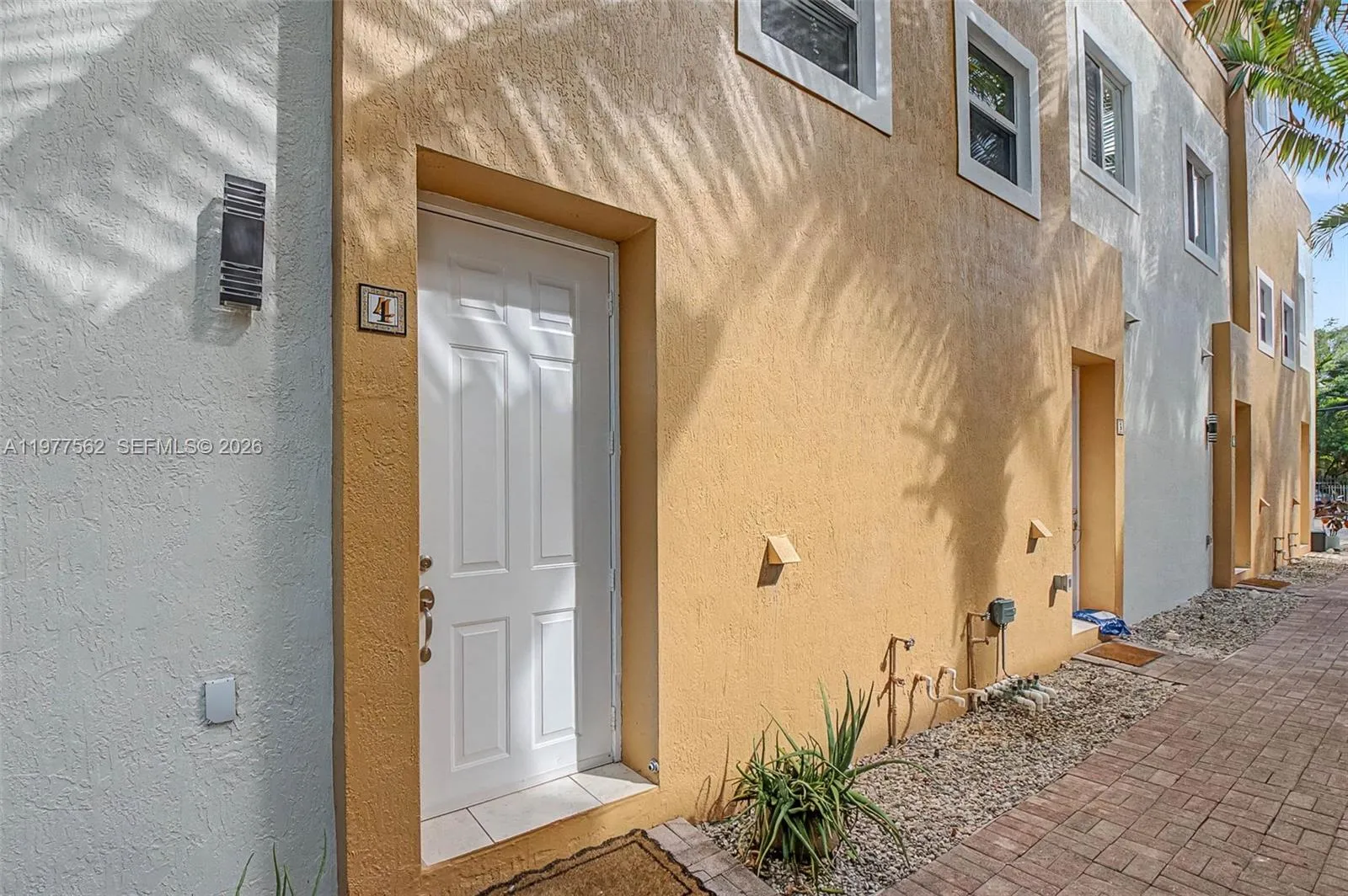 2945 Coconut Ave, Miami, Florida 33133, Miami, Florida 33133, ,Residential Income,For Sale,2945 Coconut Ave, Miami, Florida 33133,A11977562