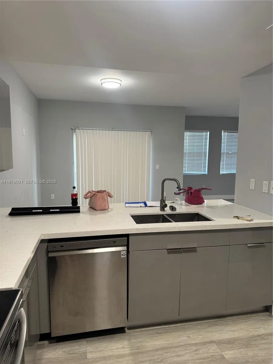 10902 Nw 83rd St 216, Doral, Florida 33178, Doral, Florida 33178, 3 Bedrooms Bedrooms, ,2 BathroomsBathrooms,Residential Lease,For Rent,10902 Nw 83rd St 216, Doral, Florida 33178,A11979001