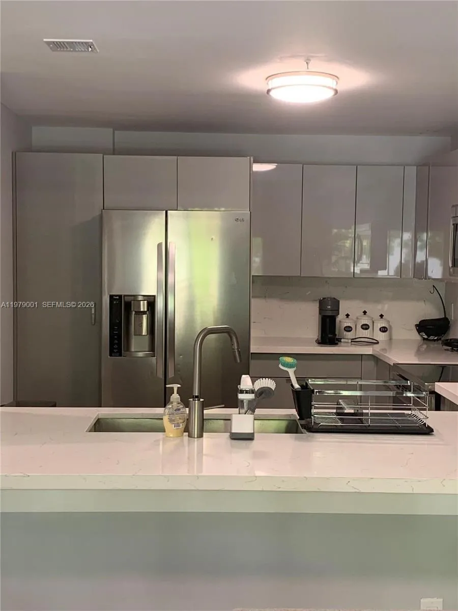 10902 Nw 83rd St 216, Doral, Florida 33178, Doral, Florida 33178, 3 Bedrooms Bedrooms, ,2 BathroomsBathrooms,Residential Lease,For Rent,10902 Nw 83rd St 216, Doral, Florida 33178,A11979001