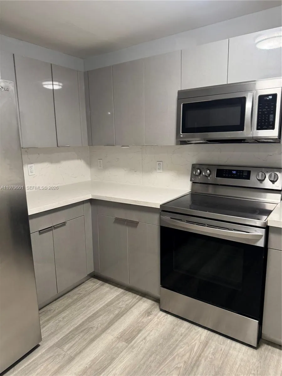 10902 Nw 83rd St 216, Doral, Florida 33178, Doral, Florida 33178, 3 Bedrooms Bedrooms, ,2 BathroomsBathrooms,Residential Lease,For Rent,10902 Nw 83rd St 216, Doral, Florida 33178,A11979001