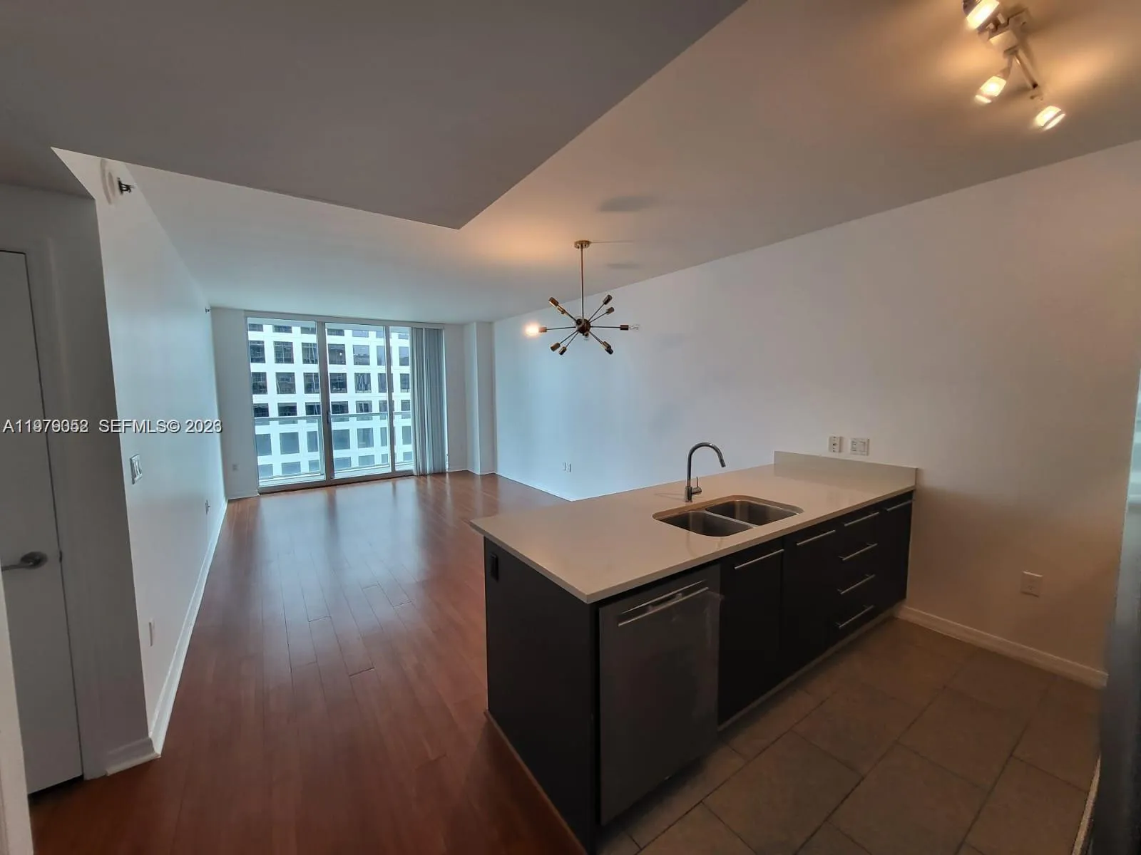 500 Brickell Ave 2906, Miami, Florida 33131, Miami, Florida 33131, 1 Bedroom Bedrooms, ,1 BathroomBathrooms,Residential Lease,For Rent,500 Brickell Ave 2906, Miami, Florida 33131,A11979052