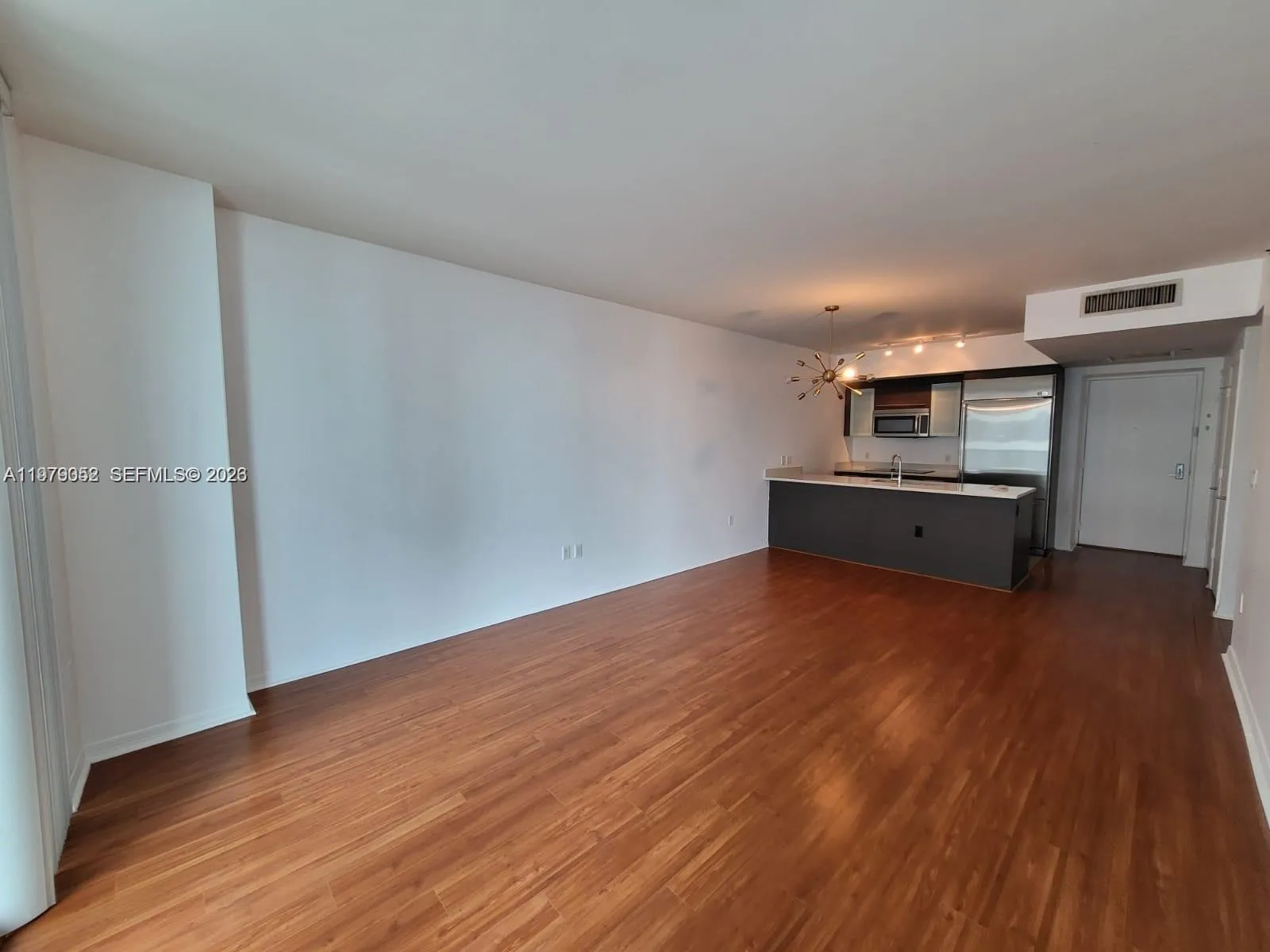 500 Brickell Ave 2906, Miami, Florida 33131, Miami, Florida 33131, 1 Bedroom Bedrooms, ,1 BathroomBathrooms,Residential Lease,For Rent,500 Brickell Ave 2906, Miami, Florida 33131,A11979052