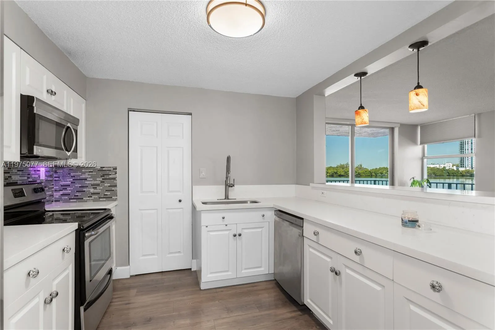 16558 Ne 26th Ave 2g, North Miami Beach, Florida 3, North Miami Beach, Florida 33160, 2 Bedrooms Bedrooms, ,2 BathroomsBathrooms,Residential,For Sale,16558 Ne 26th Ave 2g, North Miami Beach, Florida 3,A11975077