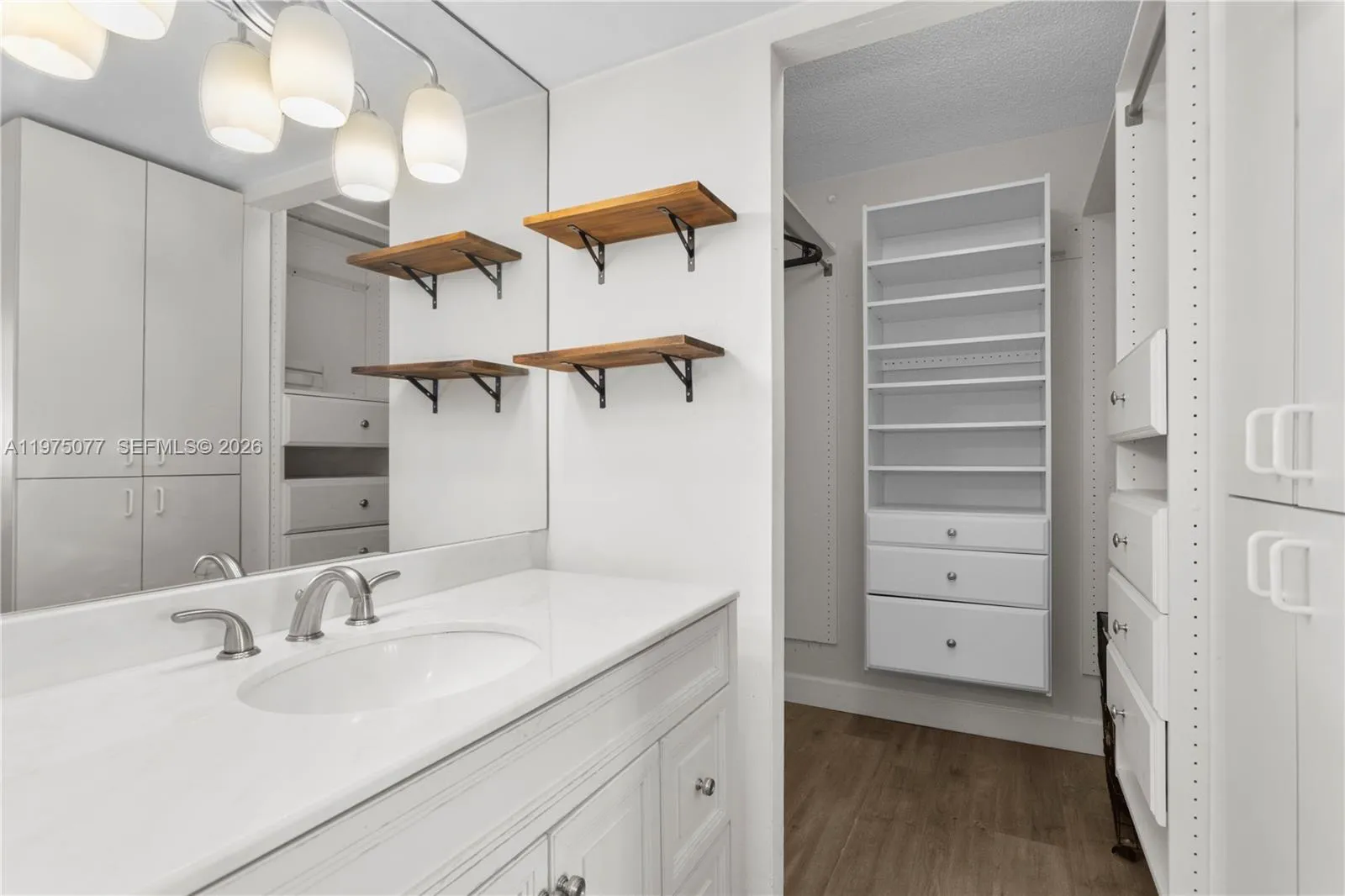 16558 Ne 26th Ave 2g, North Miami Beach, Florida 3, North Miami Beach, Florida 33160, 2 Bedrooms Bedrooms, ,2 BathroomsBathrooms,Residential,For Sale,16558 Ne 26th Ave 2g, North Miami Beach, Florida 3,A11975077