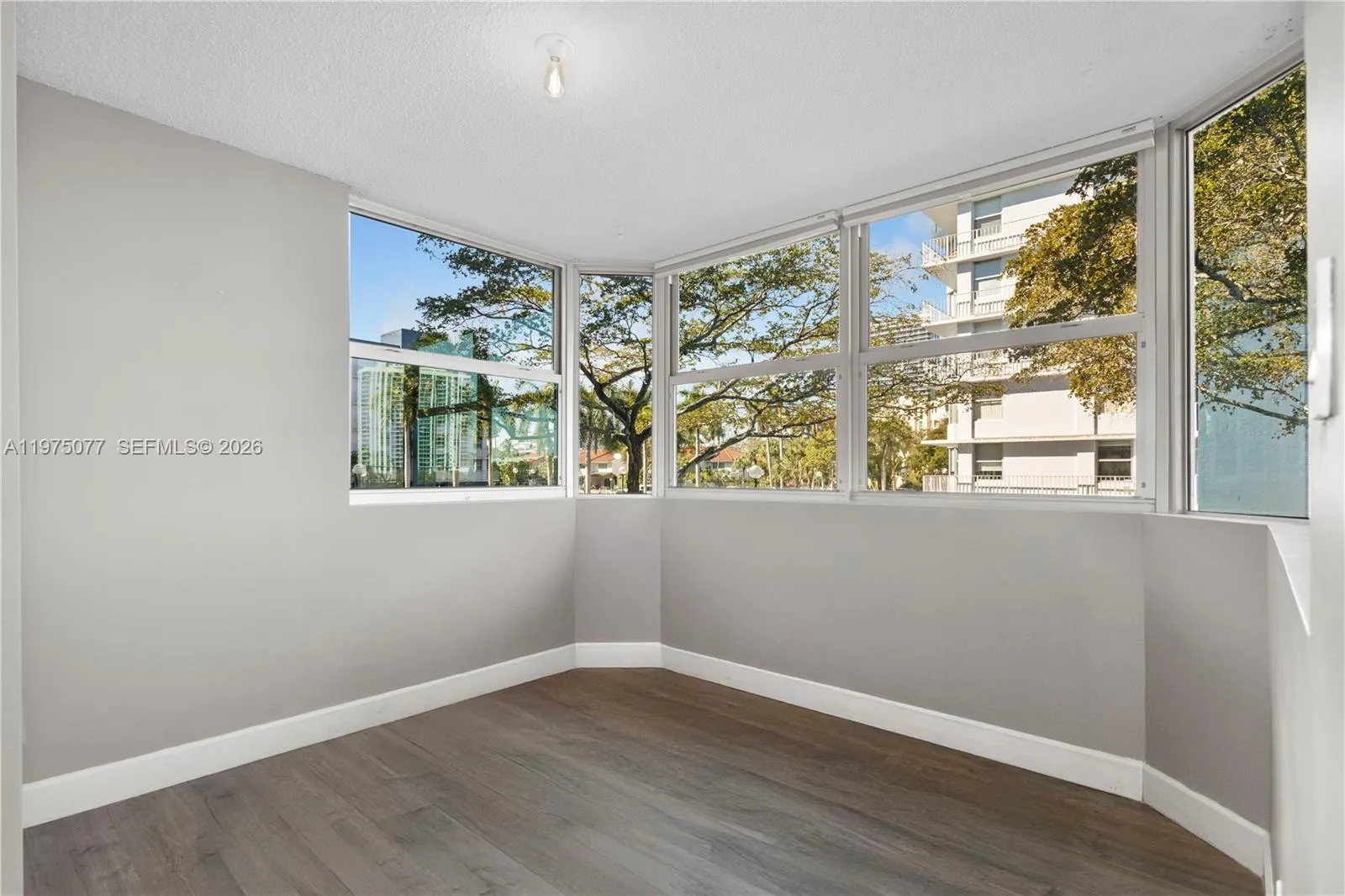 16558 Ne 26th Ave 2g, North Miami Beach, Florida 3, North Miami Beach, Florida 33160, 2 Bedrooms Bedrooms, ,2 BathroomsBathrooms,Residential,For Sale,16558 Ne 26th Ave 2g, North Miami Beach, Florida 3,A11975077