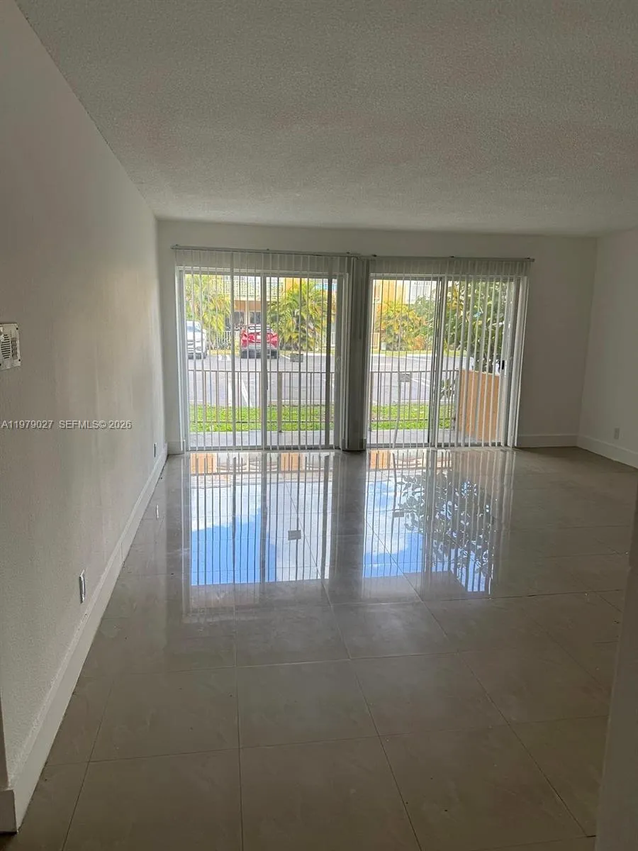 17911 Nw 68th Ave N104, Hialeah, Florida 33015, Hialeah, Florida 33015, 2 Bedrooms Bedrooms, ,2 BathroomsBathrooms,Residential Lease,For Rent,17911 Nw 68th Ave N104, Hialeah, Florida 33015,A11979027