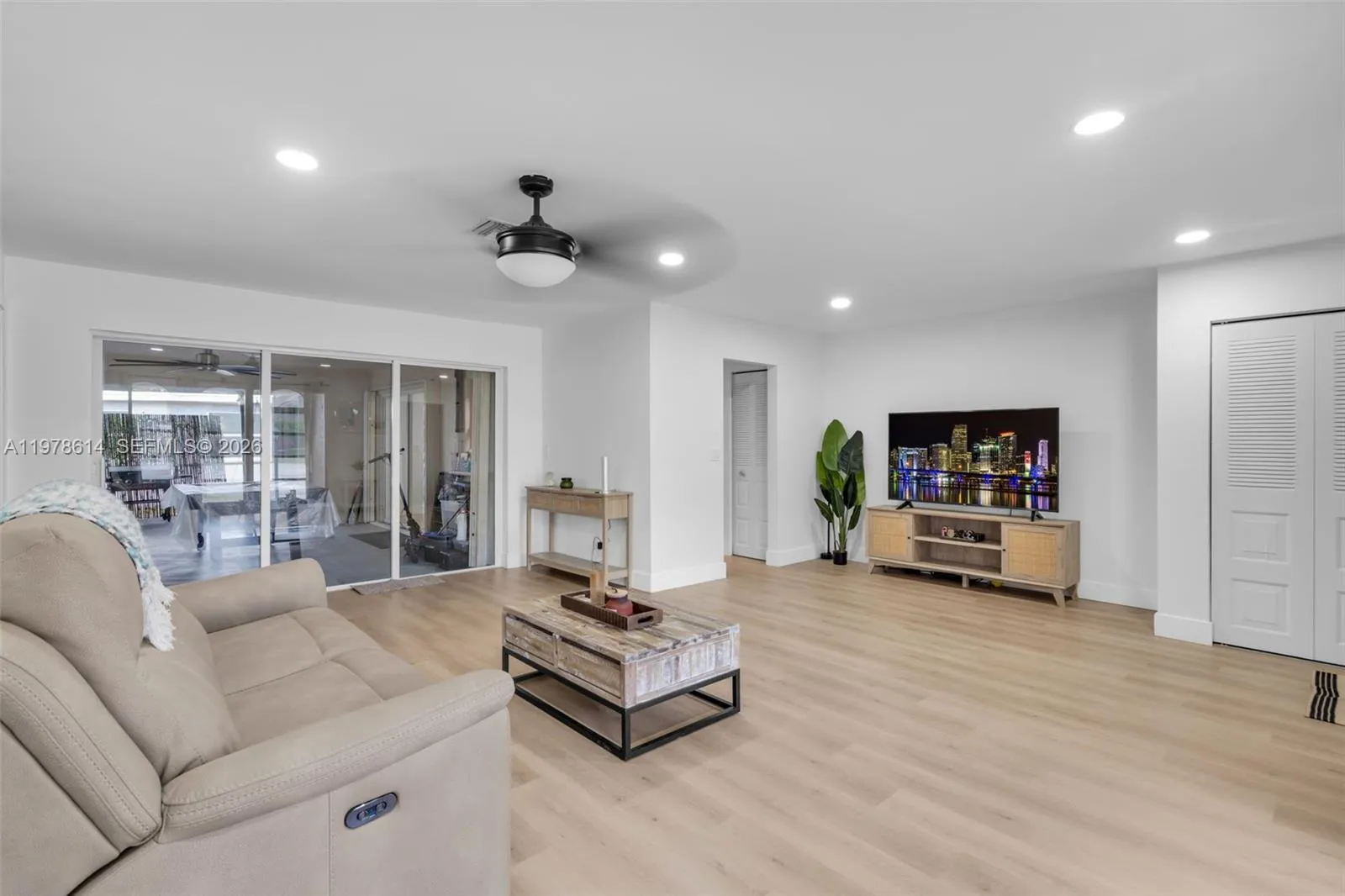 1180 Nw 49th Ct, Deerfield Beach, Florida 33064, Deerfield Beach, Florida 33064, 2 Bedrooms Bedrooms, ,2 BathroomsBathrooms,Residential,For Sale,1180 Nw 49th Ct, Deerfield Beach, Florida 33064,A11978614