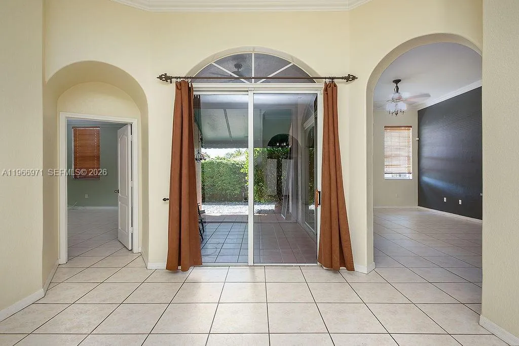 Closer look from living room to cover patio