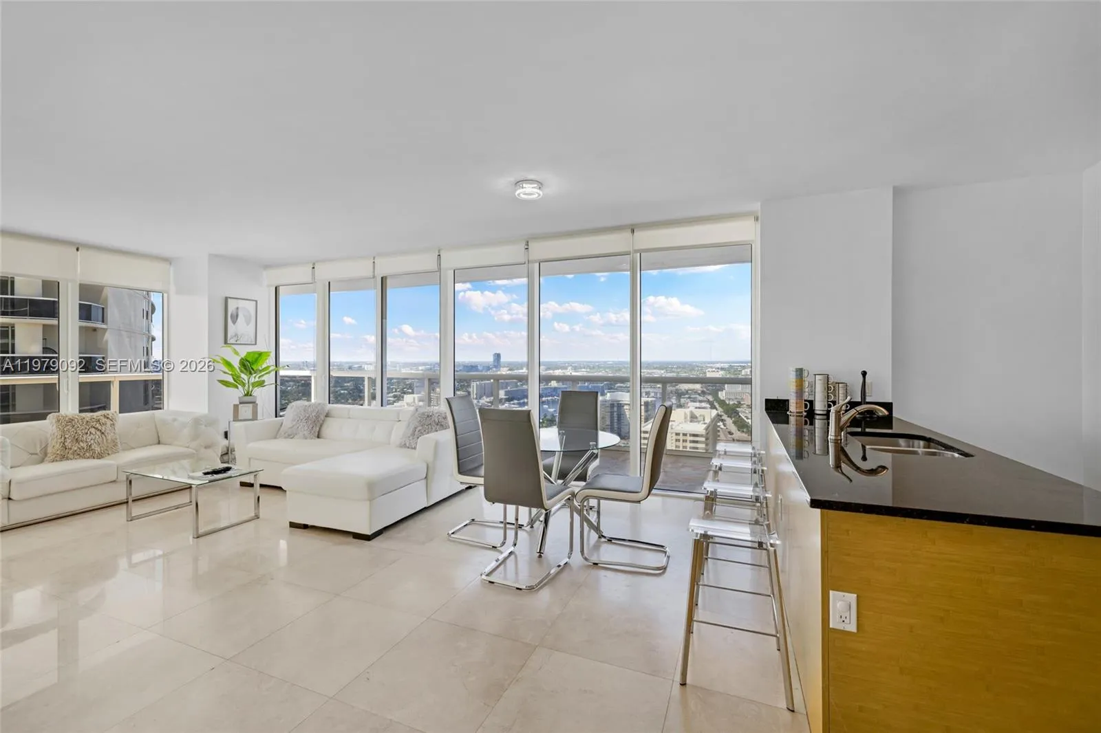 1830 S Ocean Dr 2806, Hallandale Beach, Florida 33, Hallandale Beach, Florida 33009, 2 Bedrooms Bedrooms, ,2 BathroomsBathrooms,Residential Lease,For Rent,1830 S Ocean Dr 2806, Hallandale Beach, Florida 33,A11979092