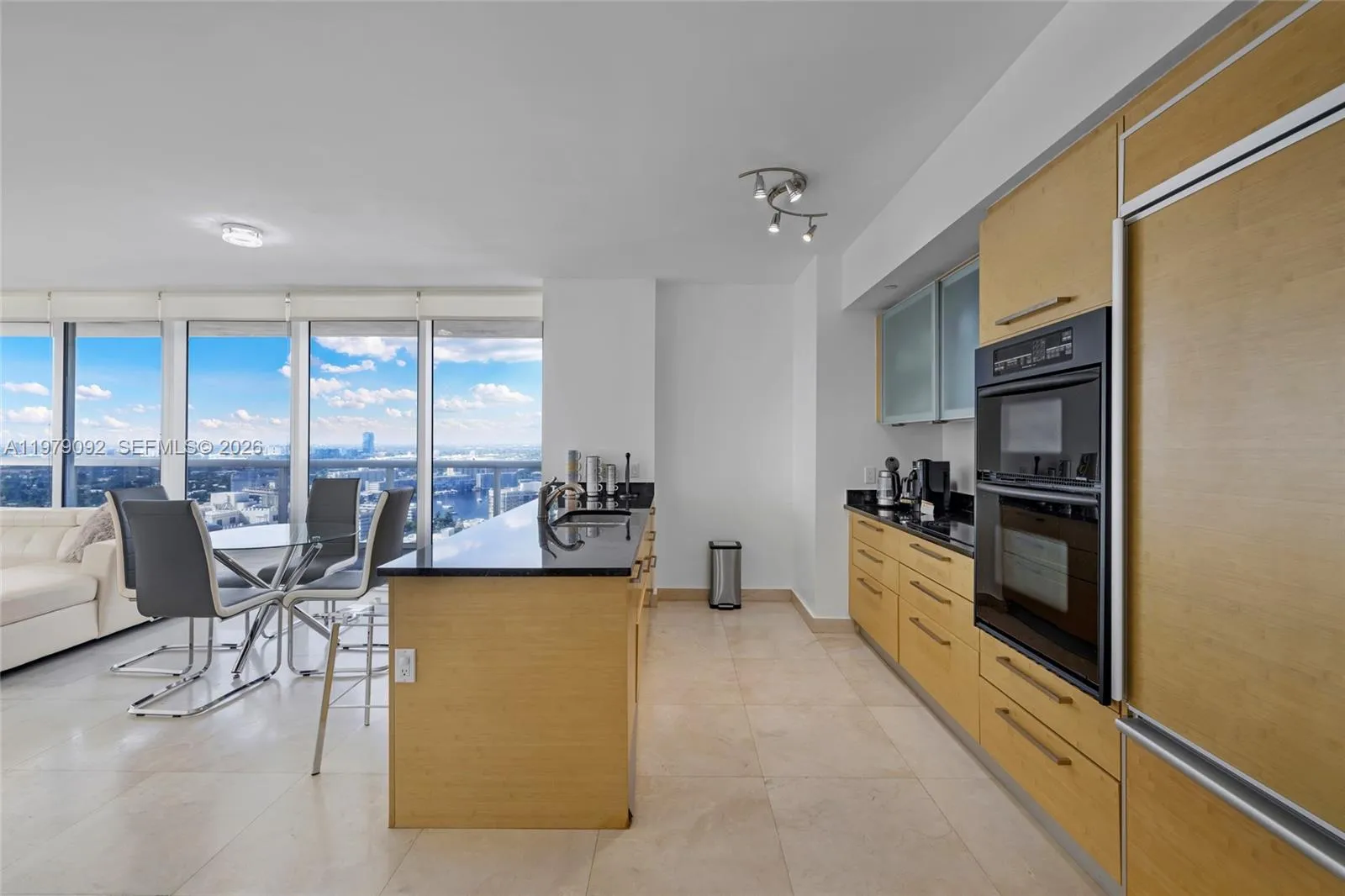 1830 S Ocean Dr 2806, Hallandale Beach, Florida 33, Hallandale Beach, Florida 33009, 2 Bedrooms Bedrooms, ,2 BathroomsBathrooms,Residential Lease,For Rent,1830 S Ocean Dr 2806, Hallandale Beach, Florida 33,A11979092