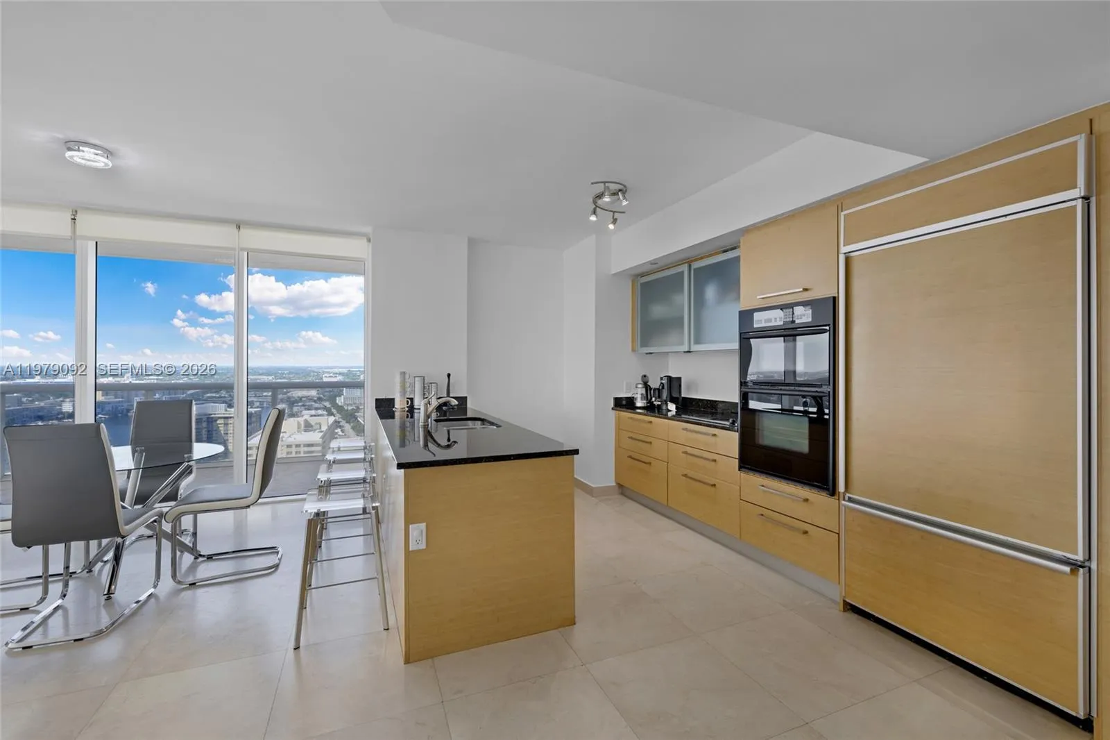 1830 S Ocean Dr 2806, Hallandale Beach, Florida 33, Hallandale Beach, Florida 33009, 2 Bedrooms Bedrooms, ,2 BathroomsBathrooms,Residential Lease,For Rent,1830 S Ocean Dr 2806, Hallandale Beach, Florida 33,A11979092