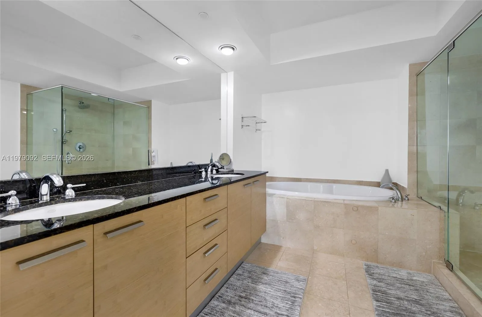 1830 S Ocean Dr 2806, Hallandale Beach, Florida 33, Hallandale Beach, Florida 33009, 2 Bedrooms Bedrooms, ,2 BathroomsBathrooms,Residential Lease,For Rent,1830 S Ocean Dr 2806, Hallandale Beach, Florida 33,A11979092