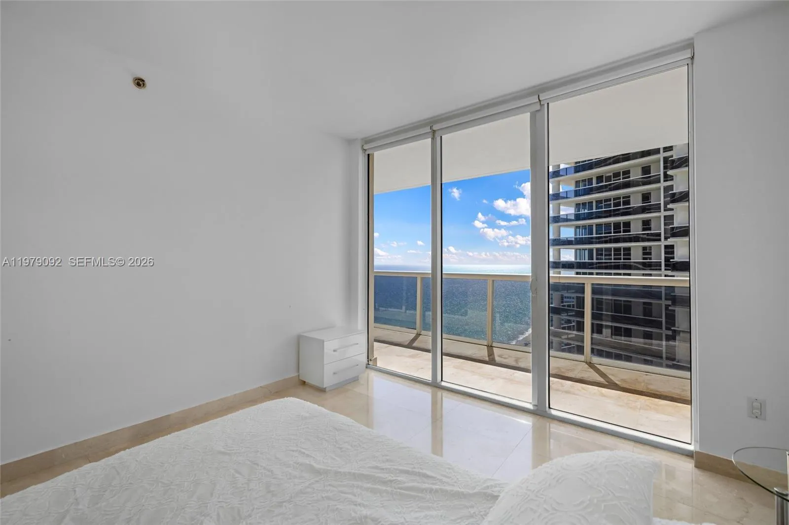 1830 S Ocean Dr 2806, Hallandale Beach, Florida 33, Hallandale Beach, Florida 33009, 2 Bedrooms Bedrooms, ,2 BathroomsBathrooms,Residential Lease,For Rent,1830 S Ocean Dr 2806, Hallandale Beach, Florida 33,A11979092