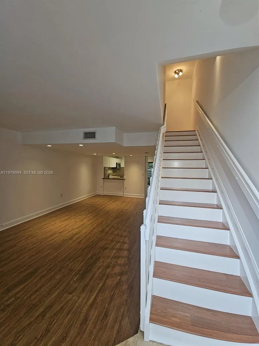 7870 Sw 102nd Ln, Miami, Florida 33156, Miami, Florida 33156, 2 Bedrooms Bedrooms, ,2 BathroomsBathrooms,Residential,For Sale,7870 Sw 102nd Ln, Miami, Florida 33156,A11979094