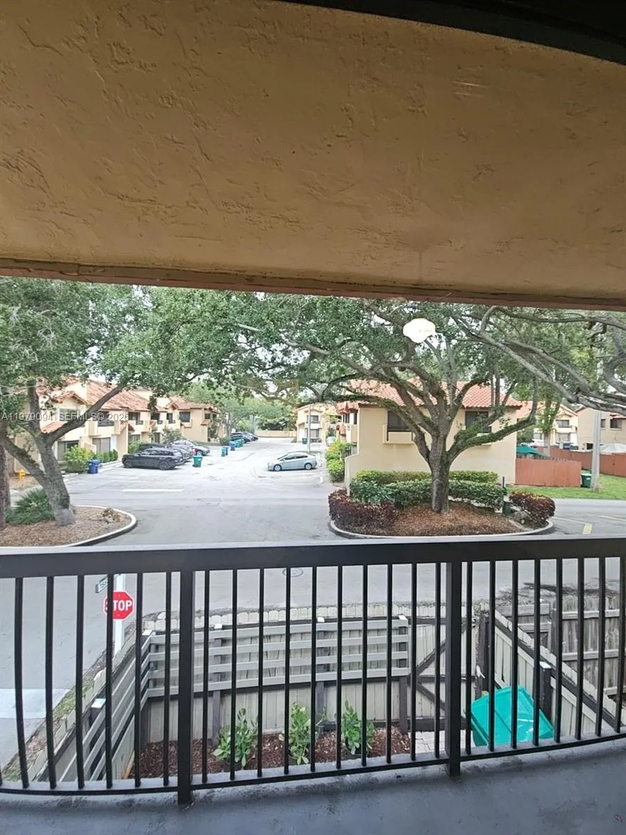 7870 Sw 102nd Ln, Miami, Florida 33156, Miami, Florida 33156, 2 Bedrooms Bedrooms, ,2 BathroomsBathrooms,Residential,For Sale,7870 Sw 102nd Ln, Miami, Florida 33156,A11979094