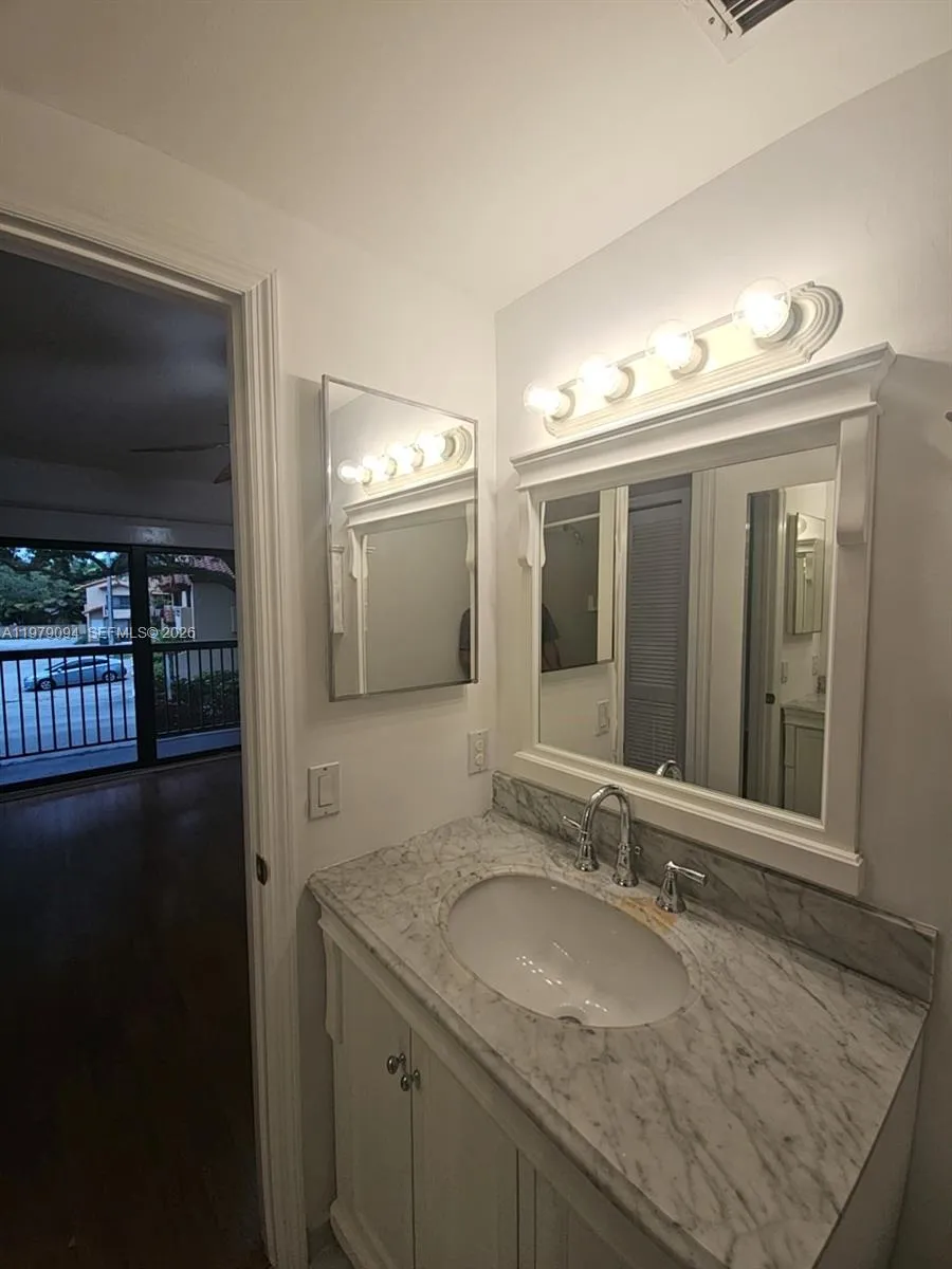 7870 Sw 102nd Ln, Miami, Florida 33156, Miami, Florida 33156, 2 Bedrooms Bedrooms, ,2 BathroomsBathrooms,Residential,For Sale,7870 Sw 102nd Ln, Miami, Florida 33156,A11979094