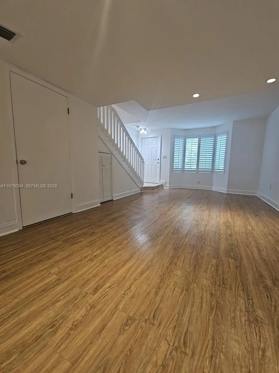 7870 Sw 102nd Ln, Miami, Florida 33156, Miami, Florida 33156, 2 Bedrooms Bedrooms, ,2 BathroomsBathrooms,Residential,For Sale,7870 Sw 102nd Ln, Miami, Florida 33156,A11979094
