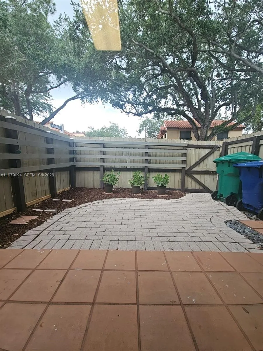 7870 Sw 102nd Ln, Miami, Florida 33156, Miami, Florida 33156, 2 Bedrooms Bedrooms, ,2 BathroomsBathrooms,Residential,For Sale,7870 Sw 102nd Ln, Miami, Florida 33156,A11979094