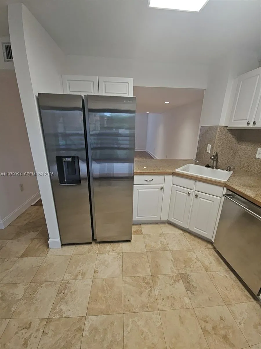 7870 Sw 102nd Ln, Miami, Florida 33156, Miami, Florida 33156, 2 Bedrooms Bedrooms, ,2 BathroomsBathrooms,Residential,For Sale,7870 Sw 102nd Ln, Miami, Florida 33156,A11979094