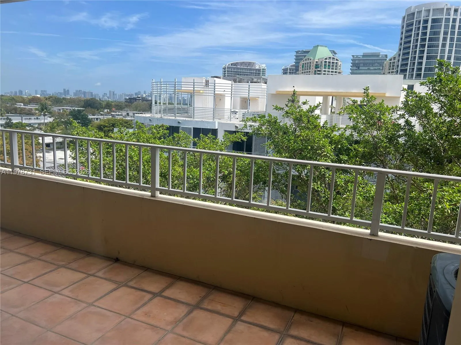 3304 Virginia St 7b, Miami, Florida 33133, Miami, Florida 33133, 2 Bedrooms Bedrooms, ,2 BathroomsBathrooms,Residential Lease,For Rent,3304 Virginia St 7b, Miami, Florida 33133,A11978731