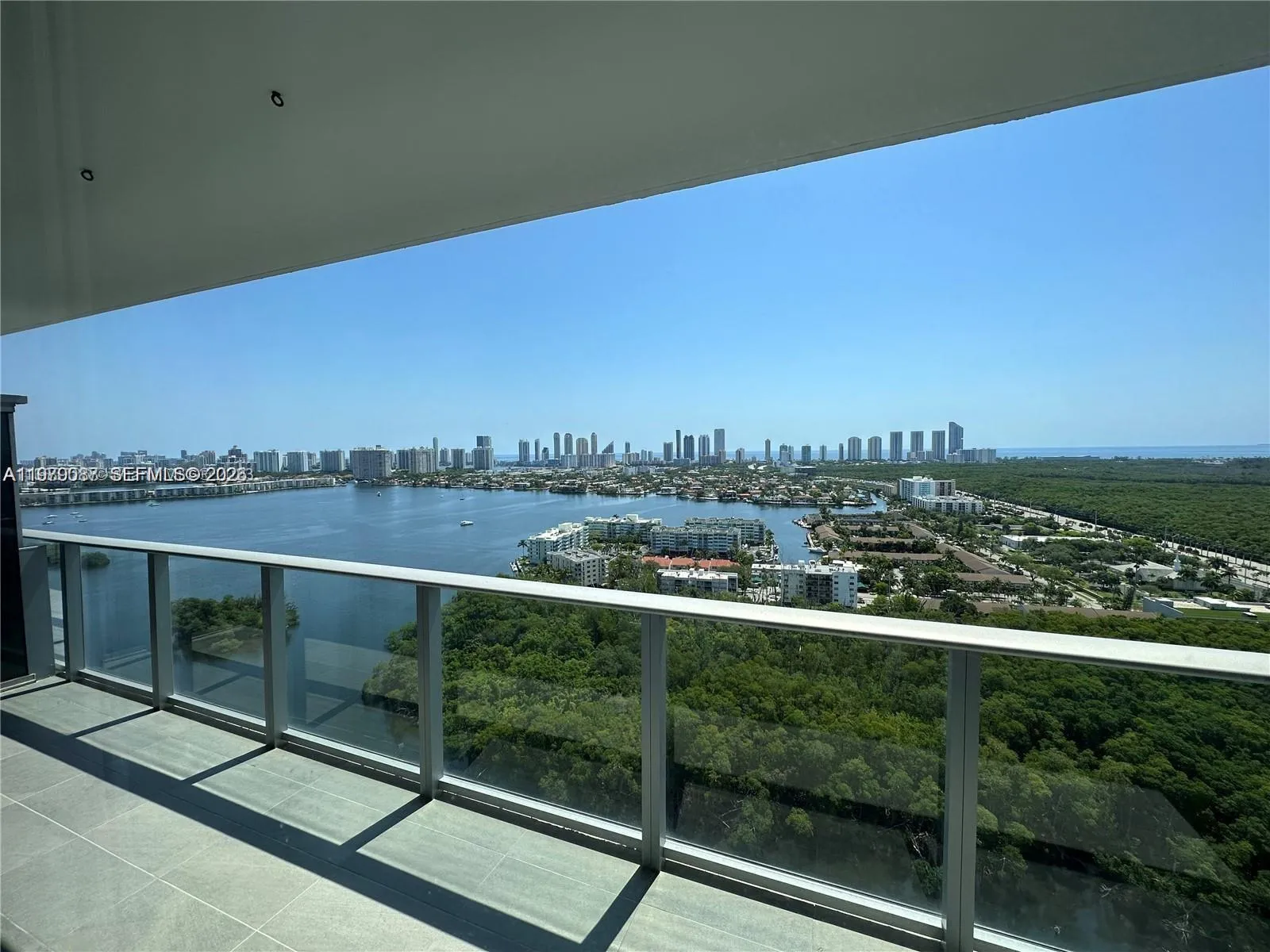 16385 Biscayne Blvd 2716, North Miami Beach, Flori, North Miami Beach, Florida 33160, 2 Bedrooms Bedrooms, ,2 BathroomsBathrooms,Residential Lease,For Rent,16385 Biscayne Blvd 2716, North Miami Beach, Flori,A11979087