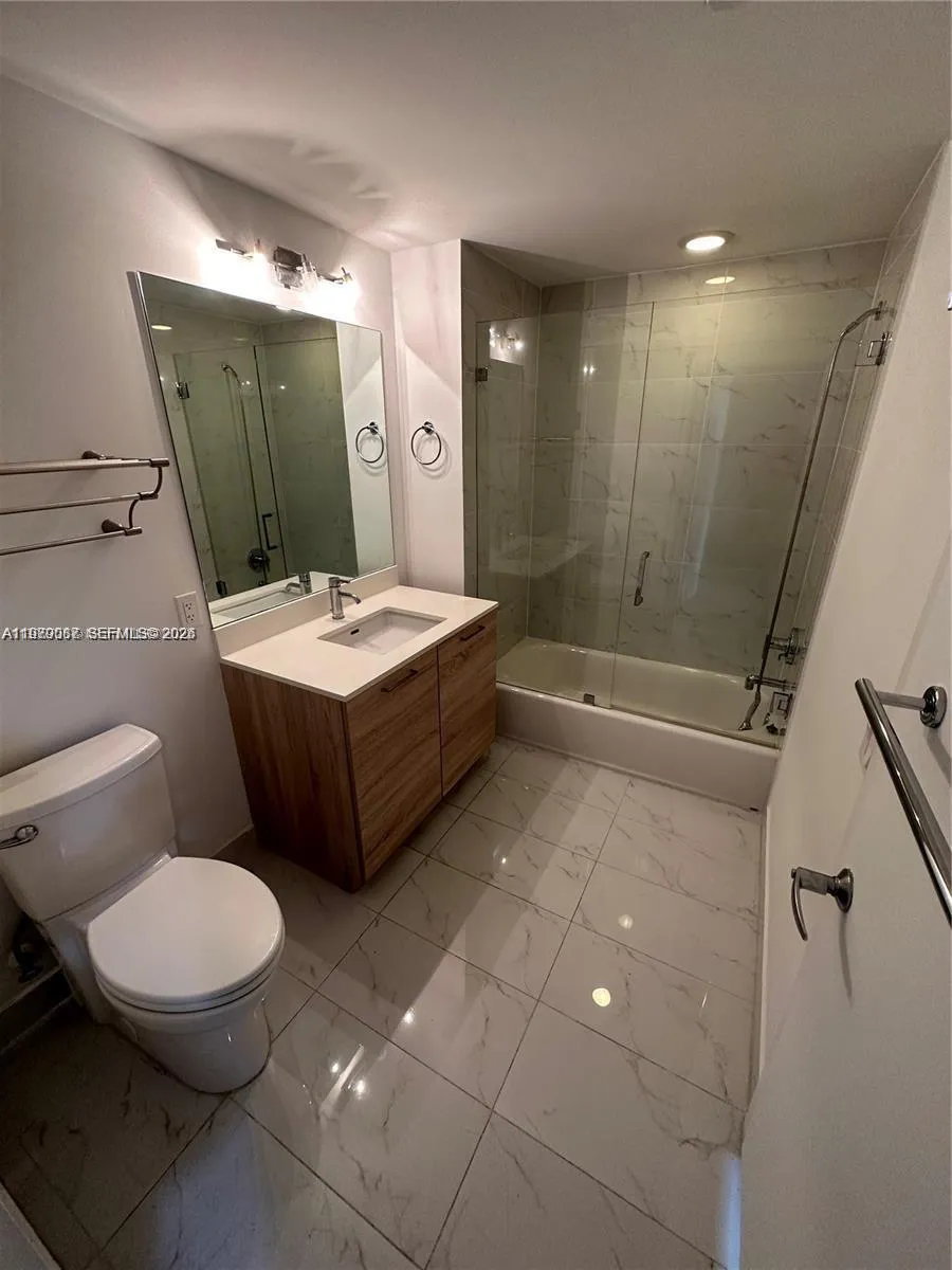 16385 Biscayne Blvd 2716, North Miami Beach, Flori, North Miami Beach, Florida 33160, 2 Bedrooms Bedrooms, ,2 BathroomsBathrooms,Residential Lease,For Rent,16385 Biscayne Blvd 2716, North Miami Beach, Flori,A11979087