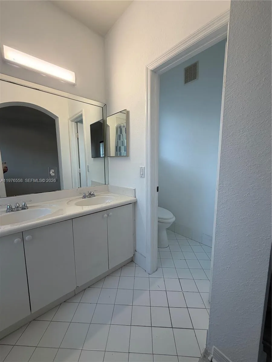 Miami, Florida 33174, 3 Bedrooms Bedrooms, ,2 BathroomsBathrooms,Residential Lease,For Rent,A11976558