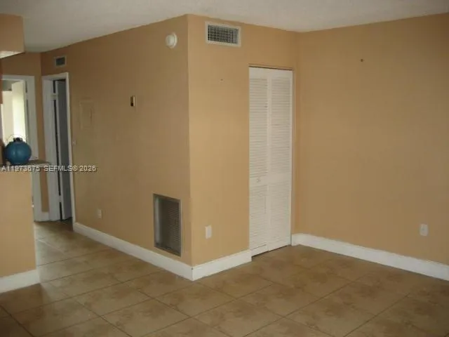 10832 N Kendall Dr U-6, Miami, Florida 33176, Miami, Florida 33176, 1 Bedroom Bedrooms, ,1 BathroomBathrooms,Residential Lease,For Rent,10832 N Kendall Dr U-6, Miami, Florida 33176,A11973675
