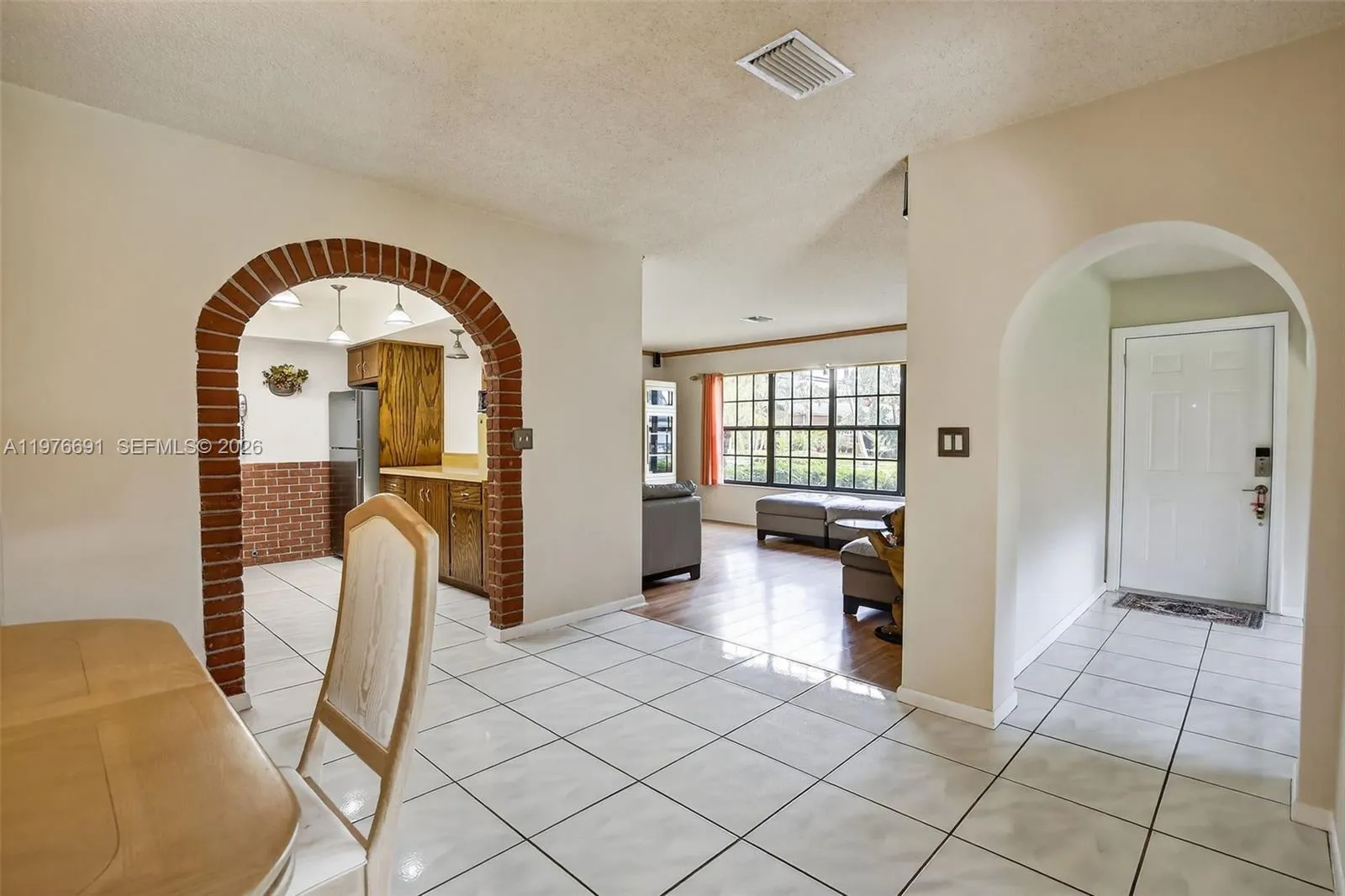 5260 Redwood Ct, Plantation, Florida 33317, Plantation, Florida 33317, 2 Bedrooms Bedrooms, ,2 BathroomsBathrooms,Residential,For Sale,5260 Redwood Ct, Plantation, Florida 33317,A11976691