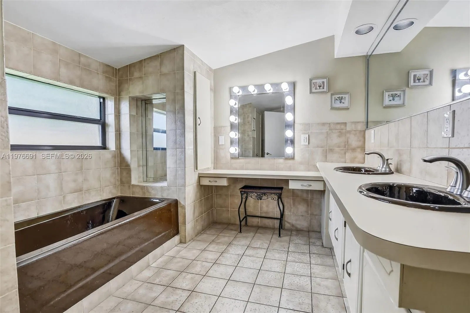 5260 Redwood Ct, Plantation, Florida 33317, Plantation, Florida 33317, 2 Bedrooms Bedrooms, ,2 BathroomsBathrooms,Residential,For Sale,5260 Redwood Ct, Plantation, Florida 33317,A11976691