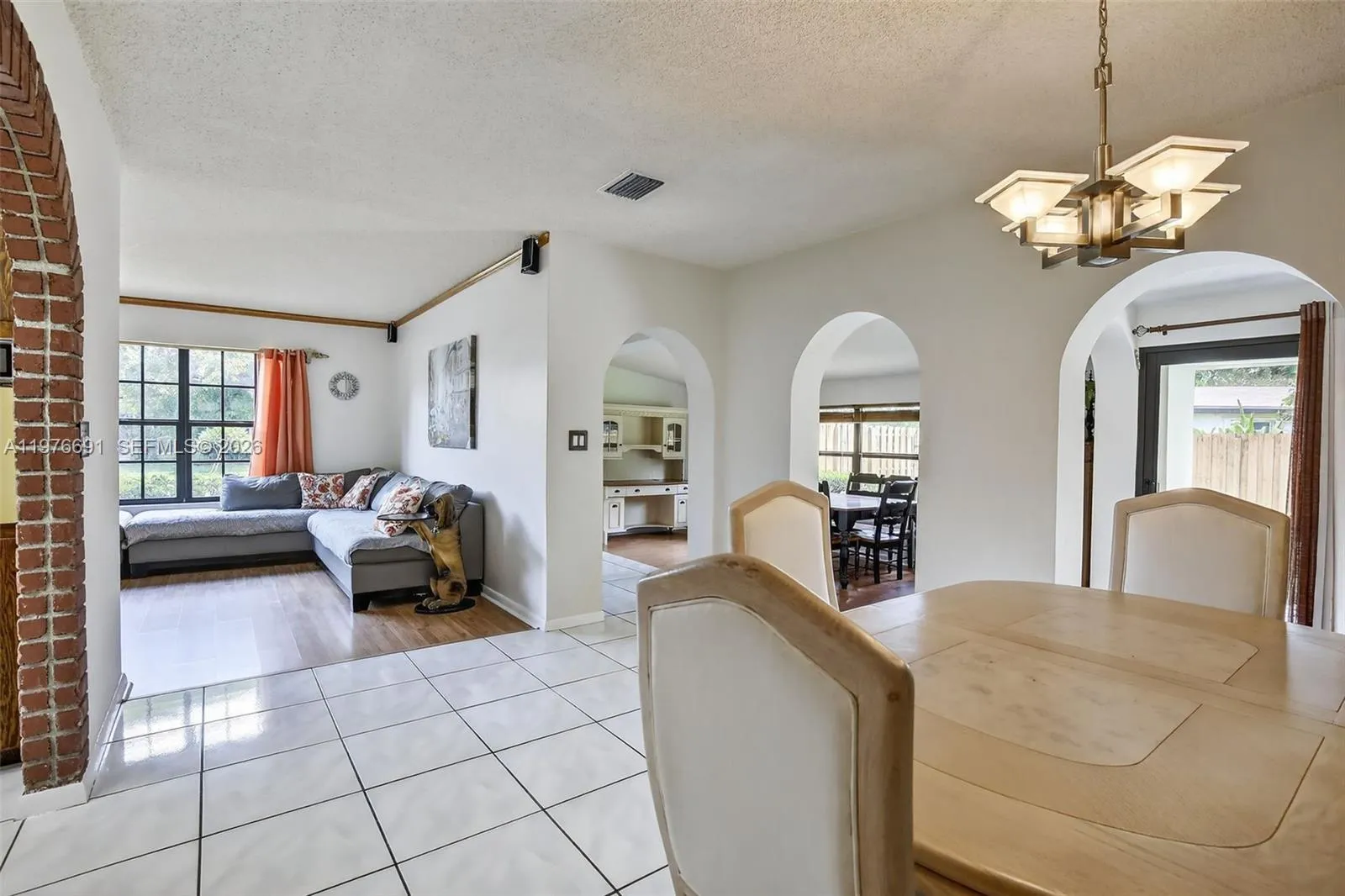 5260 Redwood Ct, Plantation, Florida 33317, Plantation, Florida 33317, 2 Bedrooms Bedrooms, ,2 BathroomsBathrooms,Residential,For Sale,5260 Redwood Ct, Plantation, Florida 33317,A11976691